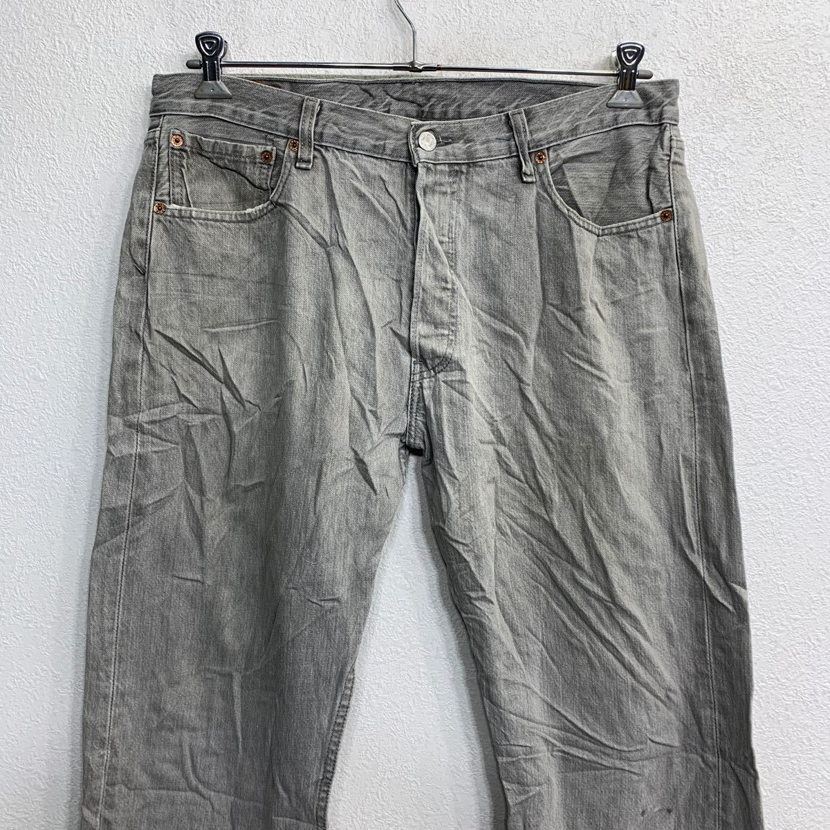 【中古】【古着】 Levi's 501 デニムパンツ W36 リーバイス ボタンフライ ビッグサイズ グレー コットン 古着卸 アメリカ仕入 2402-641