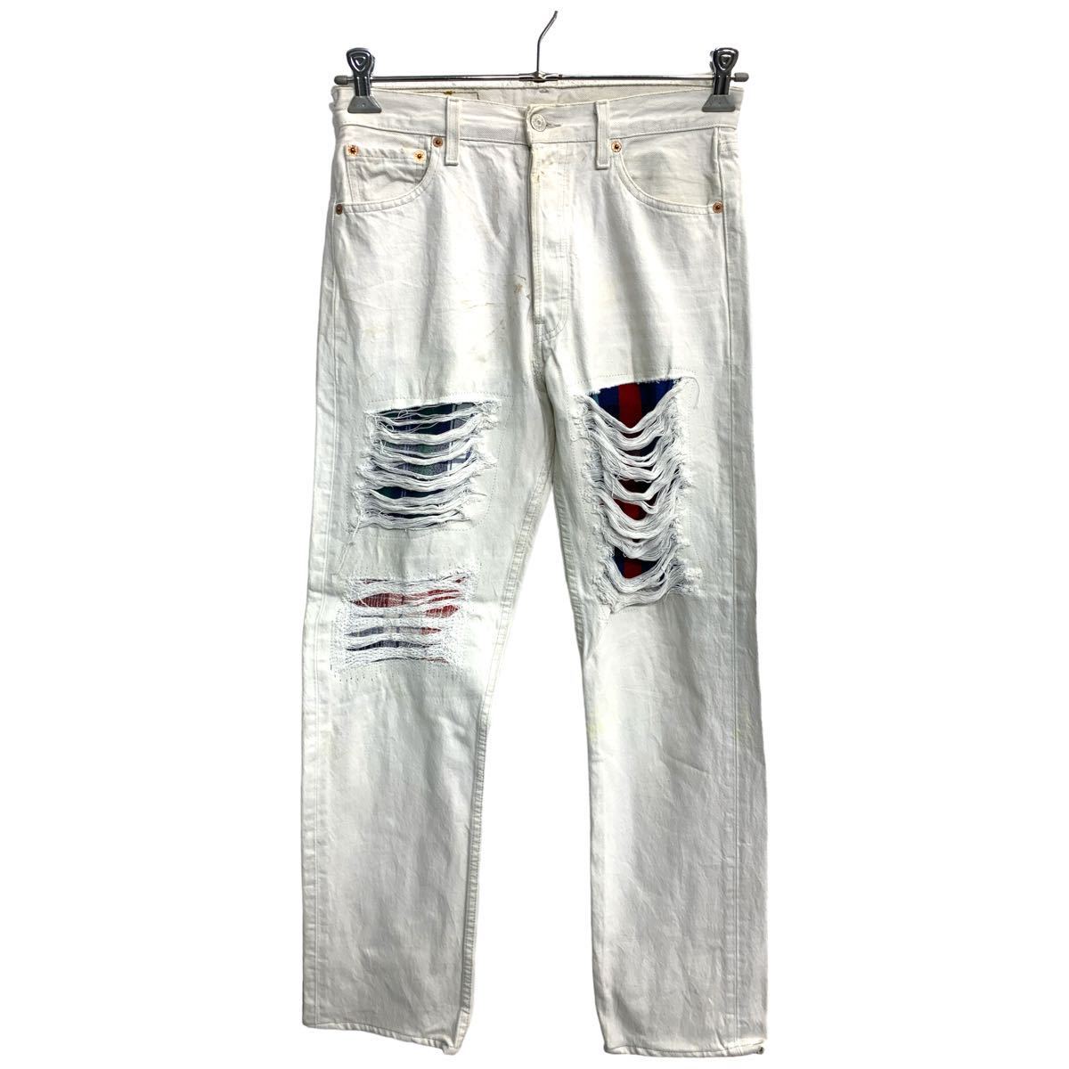 商品に興味をもって頂き、誠に有難うございます。恐れ入りますが最後までお読み頂き、ご了承の上ご購入下さい。アメリカから輸入した リーバイス 501 の販売です。【商品説明】※色やデザインは画像をご覧ください。【サイズ】（海外規格の為、基本的に...