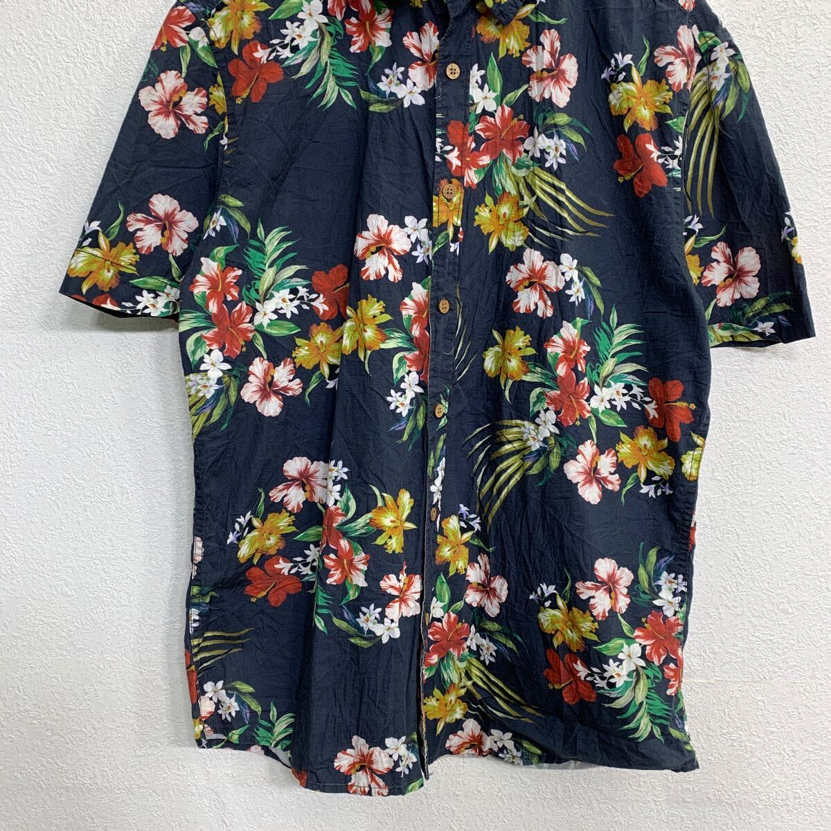 【中古】【古着】 LE CHATEAU アロハシャツ Lサイズ 総柄 花柄 ネイビー 古着卸 アメリカ仕入 t2406-3617
