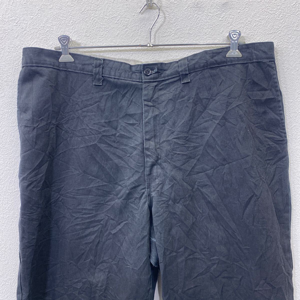 【中古】【古着】 Dickies ワークパンツ チノパンツ W42 ディッキーズ ビッグサイズ ブラック 古着卸 アメリカ仕入 2408-110