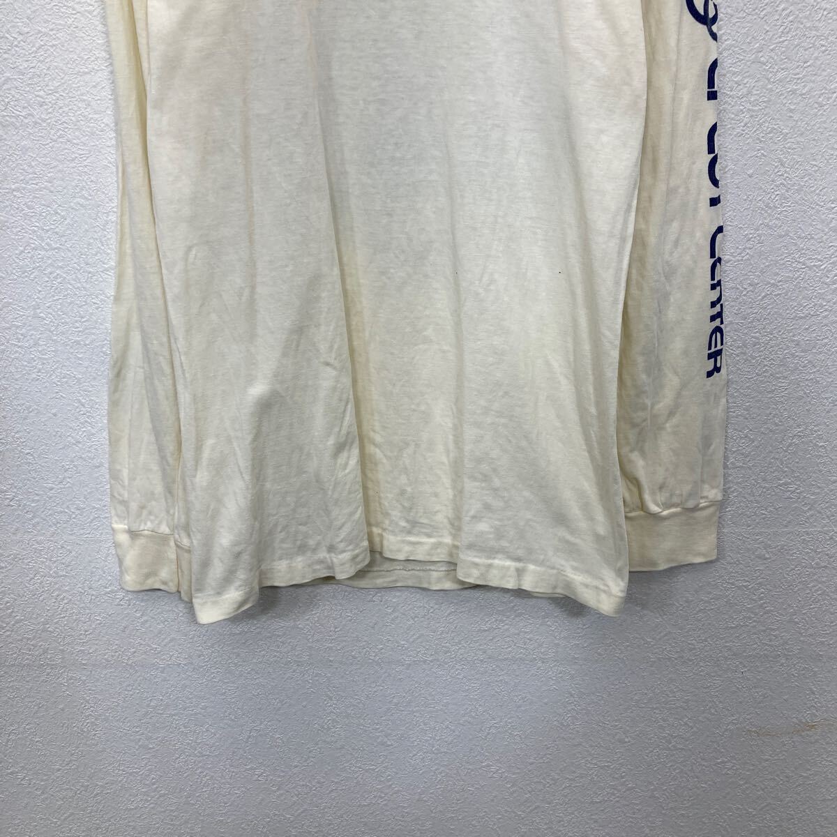 【中古】【古着】 長袖 ロンT Lサイズ バックプリント オフホワイト 古着卸 アメリカ仕入 t2408-3237