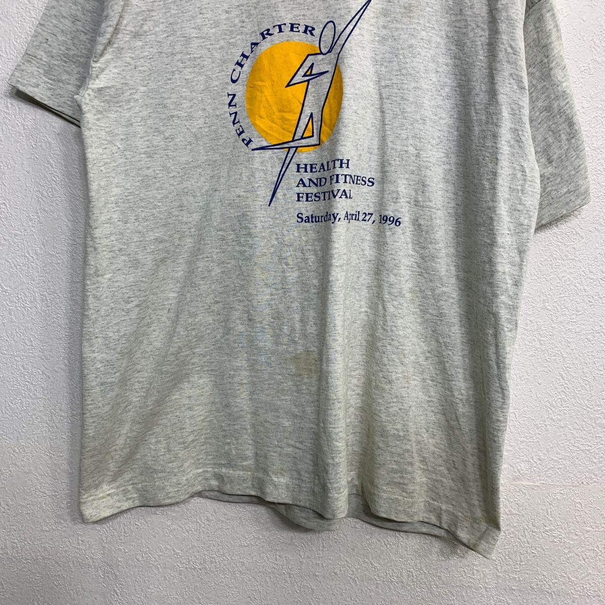 【中古】【古着】 FRUIT OF THE LOOM 半袖 プリント Tシャツ Lサイズ フルーツオブザルーム シングルステッチ グレー 古着卸 アメリカ仕入 t2408-3679