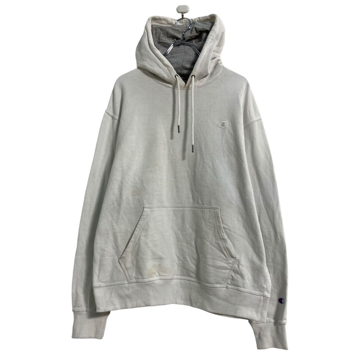 ★★複数点購入の場合は、1点分の送料で同梱発送致します。★★（合計金額が3,980円(税込)以上の場合は、送料無料となります。)商品に興味をもって頂き、誠に有難うございます。恐れ入りますが最後までお読み頂き、ご了承の上ご購入下さい。アメリカから輸入した チャンピオン ロゴスウェット の販売です。【商品説明】※色やデザインは画像をご覧ください。【サイズ】（海外規格の為、基本的には大きめのサイズ感となりますが、詳細は実寸をご参照ください。)サイズ表記にて L実寸着丈 68cm肩幅 56cm身幅 59cm袖丈 55cm (袖下から計測)・素人採寸の為、誤差についてはご容赦下さい。・着用感につきましては普段着用されているものとの実寸を比較して参考にされてください。【状態】状態確認 B〜C ランク品少し汚れがあります。《ランク》A-デッドストックや未使用に近い状態B-使用感はあるが綺麗な状態C-使用感があり多少の汚れがある状態D-使用感があり汚れや破れがある状態（上記ランクは弊社基準でのランク付けとなります。あくまでも参考として頂き、詳細は画像をご確認の上、ご購入ください。また、見落としによる目立たない穴、ほつれ、破れ、汚れ等のダメージ品が混入している場合もございますことをご理解の上、ご購入をお願い致します。）・全体的に使用感はありますが着用に問題はありません。・未洗濯品です。・保管上の折りジワと、ベール品によるシワはご容赦下さい。・状態に特に敏感な方のご購入はご遠慮下さい。※不明な点がありましたらお気軽に、ご質問下さい。【発送】佐川急便で発送します。※（沖縄及び一部離島へはヤマト運輸で発送する場合があります）★★複数点購入の場合は、1点分の送料で同梱発送致します。★★（合計金額が3,980円(税込)以上の場合は、送料無料となります。)【ご注意】・購入後はノークレーム＆ノーリターンにて、お願い致します。（返品は一切お受けできません。）・古着、usedの特性等を充分にご理解頂ける方のご購入に限らせて頂きます。 古着にご理解の無い方、状態に特に敏感な方のご購入はご遠慮下さい。・サイズ感につきましては普段着用されているものとの実寸を比較して参考にされてください。・できるだけ現物に近い色味をお伝えできるように気を付けておりますが、撮影環境や使用するモニターによっては、商品と画像に若干の色誤差が生じますことをご了承ください。【営業について】 誠に勝手ながら、土曜、日曜、祝日、年末年始、ゴールデンウィークはお休みとさせて頂きます。また、お客様へのご対応時間は基本的には営業日の9:00〜17：00までになります。ご対応時間外や休業日にご購入いただいた商品や、ご質問など、頂いたご連絡への返信が滞る場合がございます。ご連絡、発送は休業明けより順次行っていきますのでご了承よろしくお願いいたします。★新商品、毎日大量入荷中です!!!20240920-0