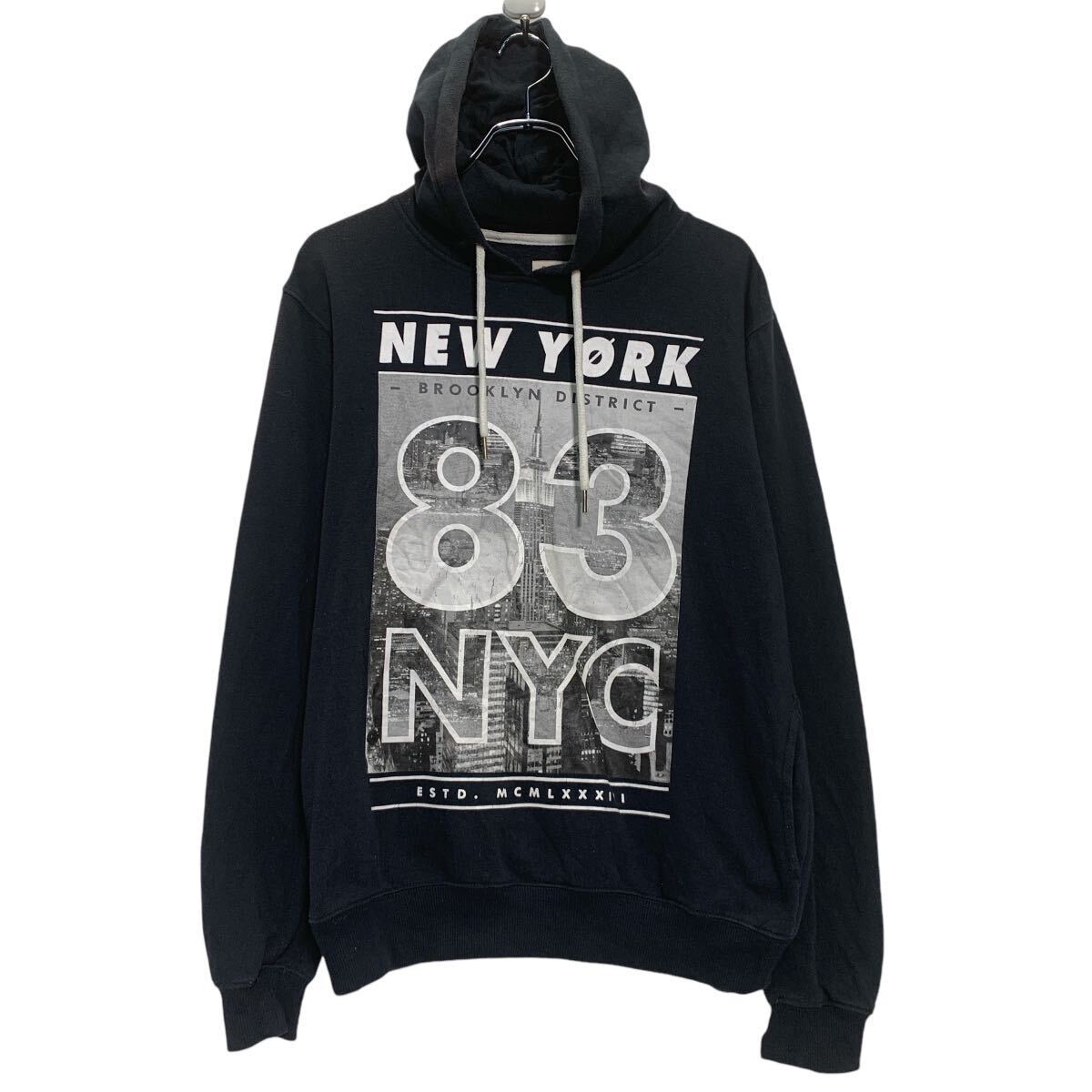 【中古】【古着】 プリント スウェット パーカー M サイズ ブラック プルオーバー ニューヨーク 古着卸 アメリカ仕入 a609-7349