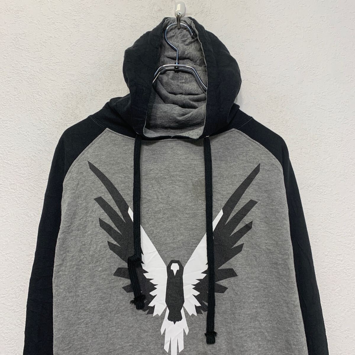 【中古】【古着】 プリント スウェット パーカー XS グレー ブラック プルオーバー ラグラン 古着卸 アメリカ仕入 a610-5319