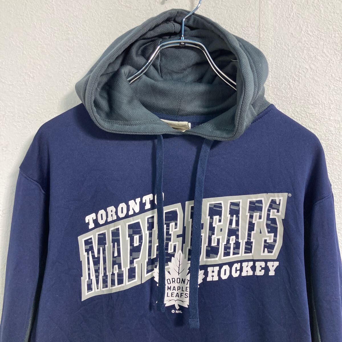 【中古】【古着】 NHL プリント スウェット パーカー S 程 エヌエイチエル ネイビー プルオーバー 裏起毛 古着卸 アメリカ仕入 a610-5702