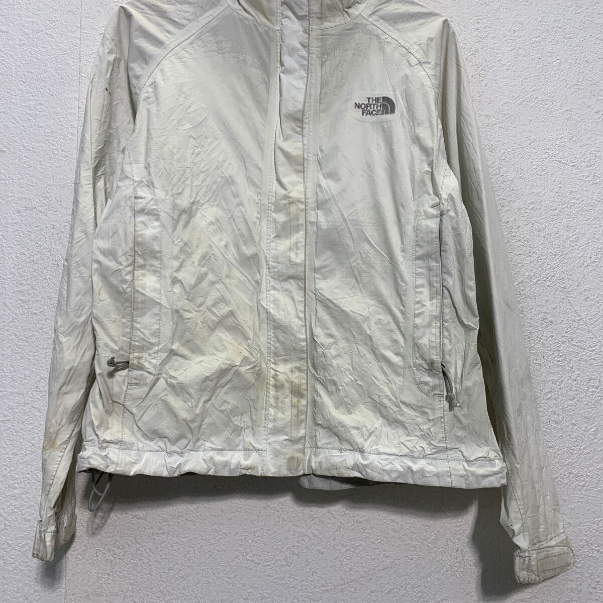 【中古】【古着】 THE NORTH FACE ナイロン ジャケット ノースフェイス XS ホワイト フルジップ ワンポイント アウトドア 古着卸 アメリカ仕入 a610-6955