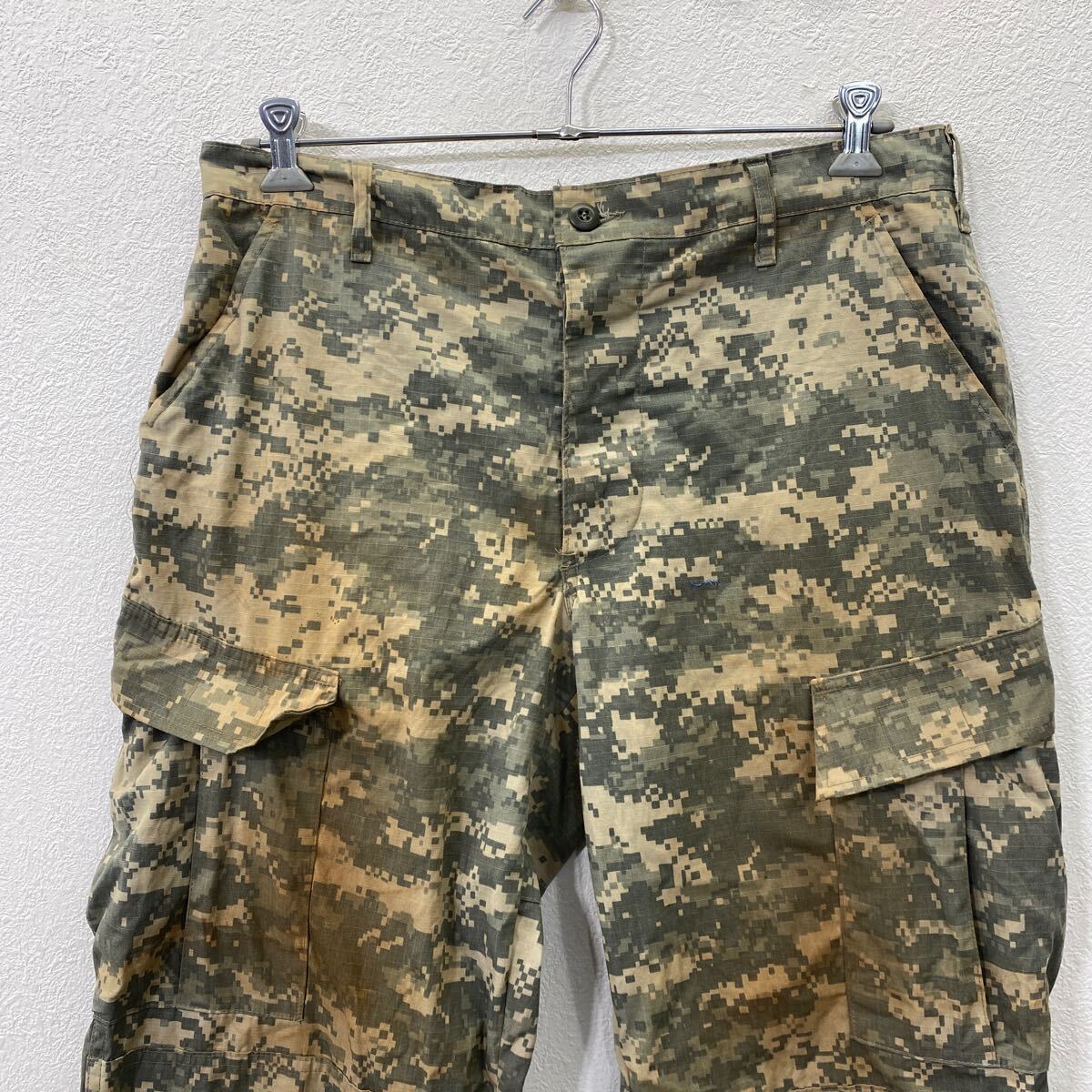 【中古】【古着】 US ARMY カーゴパンツ W31〜35 ユーエスアーミー デジタルカモ グリーン系 古着卸 アメリカ仕入 2411-71