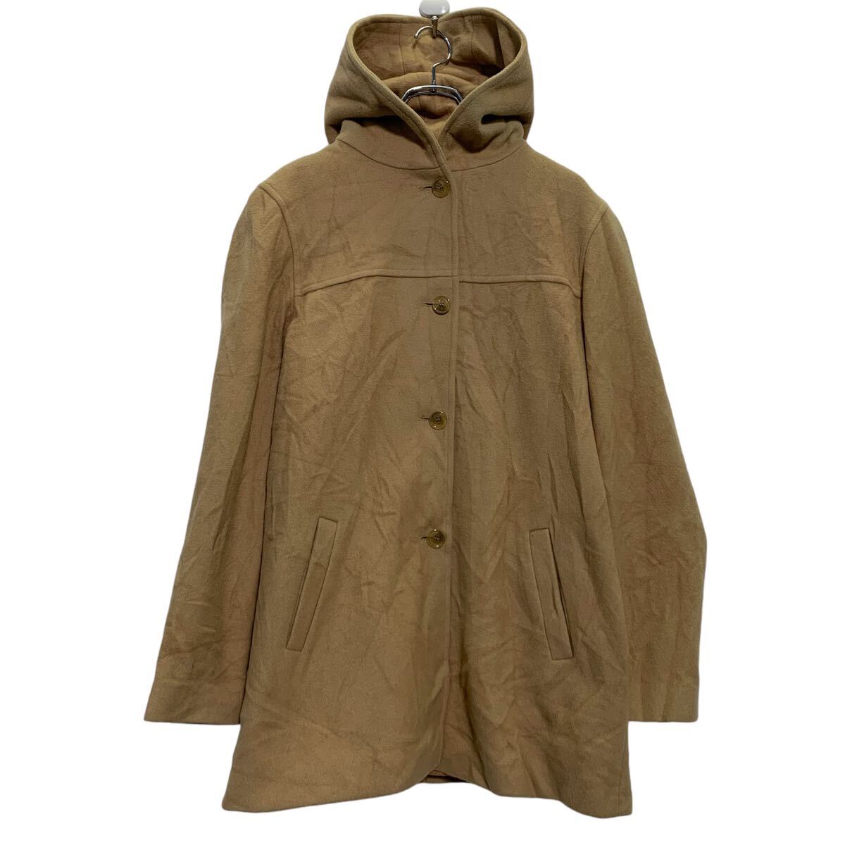 ★★複数点購入の場合は、1点分の送料で同梱発送致します。★★（合計金額が3,980円(税込)以上の場合は、送料無料となります。)商品に興味をもって頂き、誠に有難うございます。恐れ入りますが最後までお読み頂き、ご了承の上ご購入下さい。アメリカから輸入した コート の販売です。【商品説明】※色やデザインは画像をご覧ください。【サイズ】（海外規格の為、基本的には大きめのサイズ感となりますが、詳細は実寸をご参照ください。)サイズ表記にてサイズ表記が無い為、実寸をご参照下さいませ。実寸着丈 76cm肩幅 45cm身幅 55cm袖丈 47cm(脇下から計測)・素人採寸の為、誤差についてはご容赦下さい。・着用感につきましては普段着用されているものとの実寸を比較して参考にされてください。【状態】状態確認 B〜C ランク品フード、両肩に色褪せが有ります。《ランク》A-デッドストックや未使用に近い状態B-使用感はあるが綺麗な状態C-使用感があり多少の汚れがある状態D-使用感があり汚れや破れがある状態（上記ランクは弊社基準でのランク付けとなります。あくまでも参考として頂き、詳細は画像をご確認の上、ご入札ください。また、見落としによる目立たない穴、ほつれ、破れ、汚れ等のダメージ品が混入している場合もございますことをご理解の上、ご入札をお願い致します。）・全体的に使用感はありますが着用に問題はありません。・未洗濯品です。・保管上の折りジワと、ベール品によるシワはご容赦下さい。・状態に特に敏感な方のご入札はご遠慮下さい。※不明な点がありましたらお気軽に、ご質問下さい。【発送】佐川急便で発送します。※（沖縄及び一部離島へはヤマト運輸で発送する場合があります）★★複数点購入の場合は、1点分の送料で同梱発送致します。★★（合計金額が3,980円(税込)以上の場合は、送料無料となります。)【ご注意】・落札後はノークレーム＆ノーリターンにて、お願い致します。（返品は一切お受けできません。）・古着、usedの特性等を充分にご理解頂ける方のご購入に限らせて頂きます。 古着にご理解の無い方、状態に特に敏感な方のご購入はご遠慮下さい。・サイズ感につきましては普段着用されているものとの実寸を比較して参考にされてください。・できるだけ現物に近い色味をお伝えできるように気を付けておりますが、撮影環境や使用するモニターによっては、商品と画像に若干の色誤差が生じますことをご了承ください。【営業について】誠に勝手ながら、土曜、日曜、祝日、年末年始、ゴールデンウィークはお休みとさせて頂きます。また、お客様へのご対応時間は基本的には営業日の9:00〜17：00までになります。ご対応時間外や休業日にご落札いただいた商品や、ご質問など、頂いたご連絡への返信が滞る場合がございます。ご連絡、発送は休業明けより順次行っていきますのでご了承よろしくお願いいたします。★新商品、毎日大量入荷中です!!!20241107-0