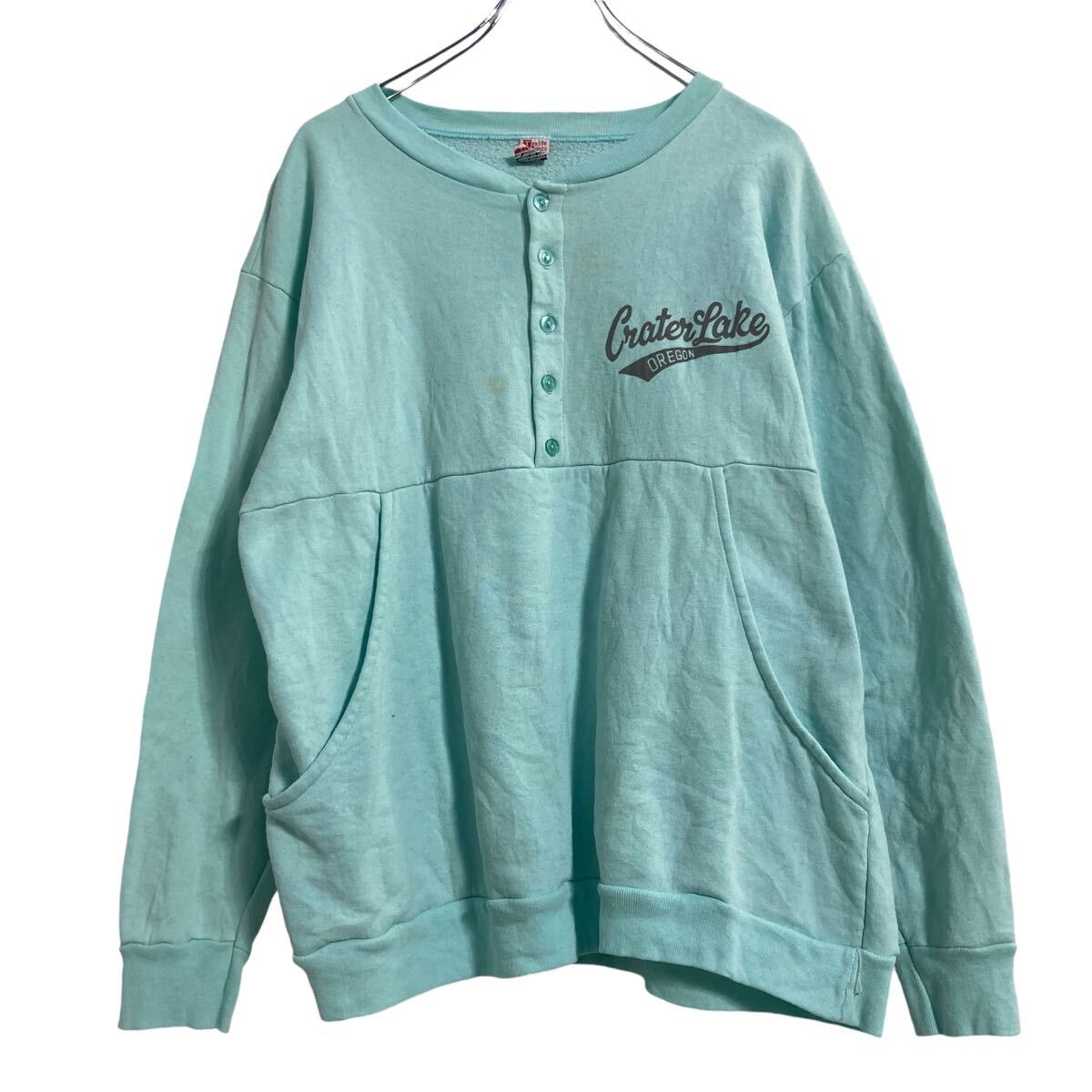 【中古】【古着】 Textille Prints プリントスウェット トレーナー XL ライトブルー ハーフボタン アメリカ製 古着卸 アメリカ仕入 a61..