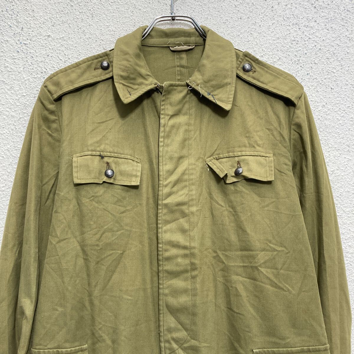 【中古】【古着】 ミリタリージャケット M~ オリーブ ルーマニア Rumania エポレット ボタン 古着卸 アメリカ仕入 a611-6031