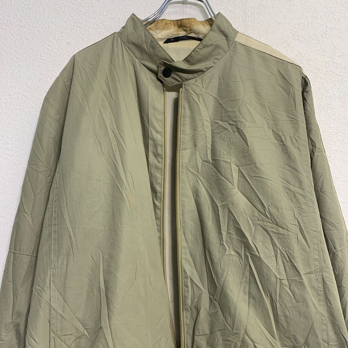 【中古】【古着】 ジャケット L 程 ベージュ系 ジップアップ スウィングトップ ライン 切替 アウター 薄手 古着卸 アメリカ仕入 a611-6589