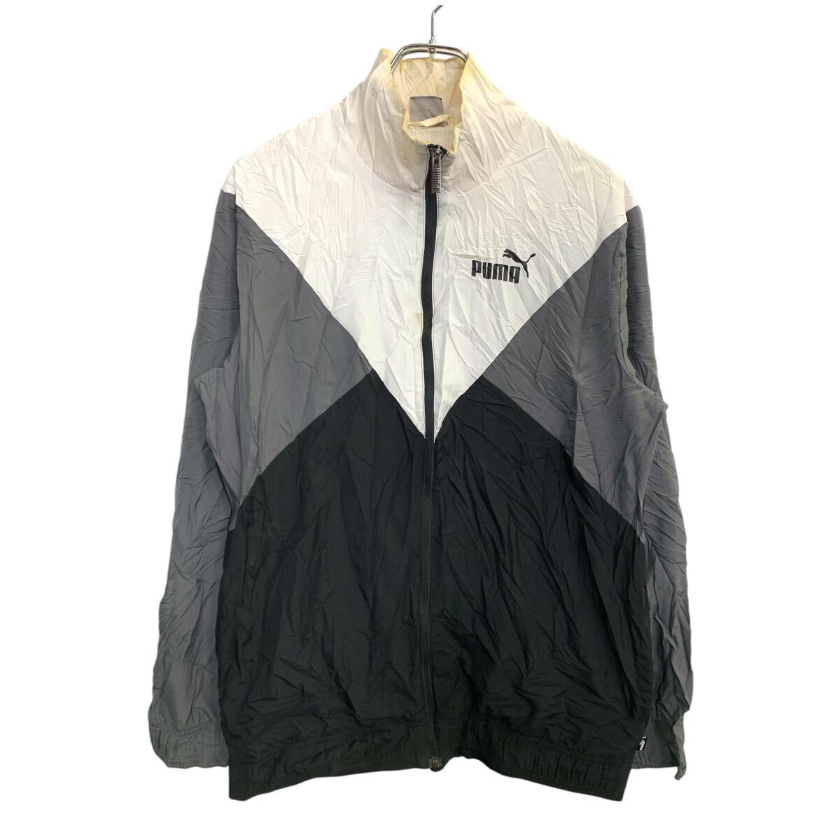 【中古】【古着】 PUMA ナイロンジャケット Mサイズ プーマ スポーツ ブラック グレー ホワイト 古着卸 アメリカ仕入 t2411-3946