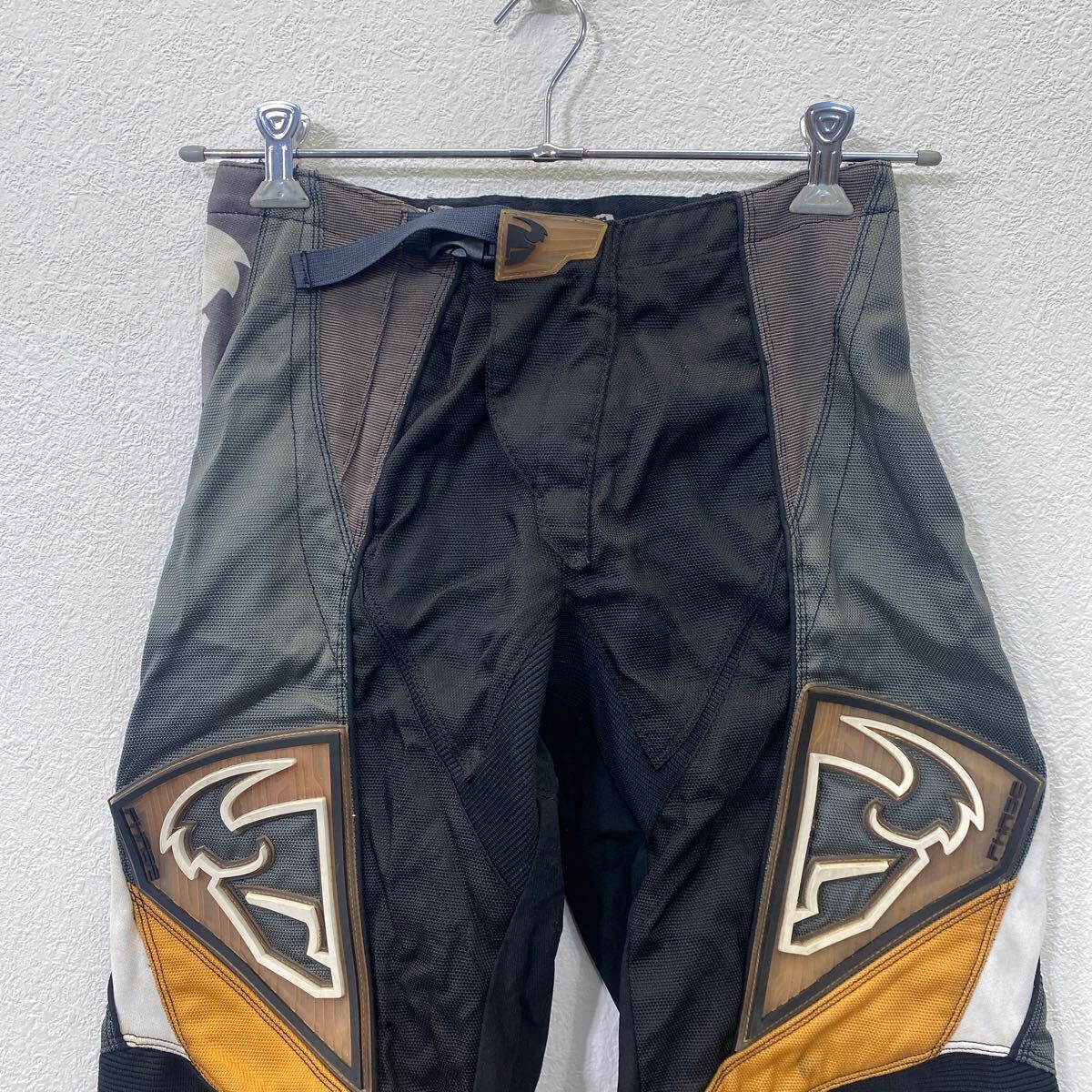 【中古】【古着】 THOR レーシングパンツ W28 ソアー キッズサイズ グレー ブラッ...