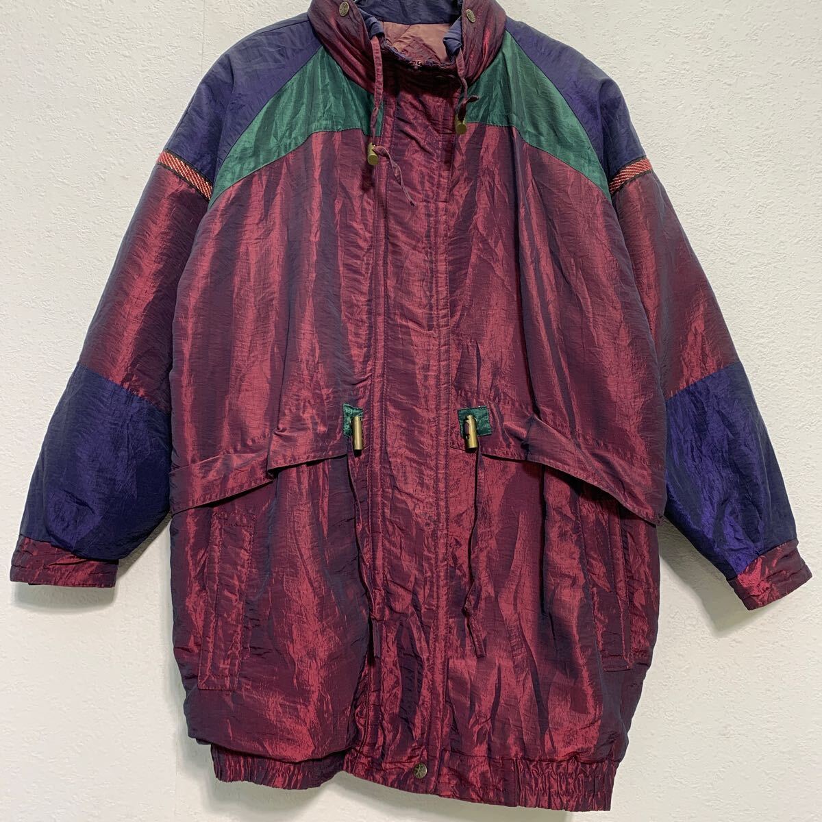 【中古】【古着】 中綿ジャケット L 程 エンジ グリーン ブルー ジップアップ ラグラン 秋冬 アウター 厚手 古着卸 アメリカ仕入 a612-5120