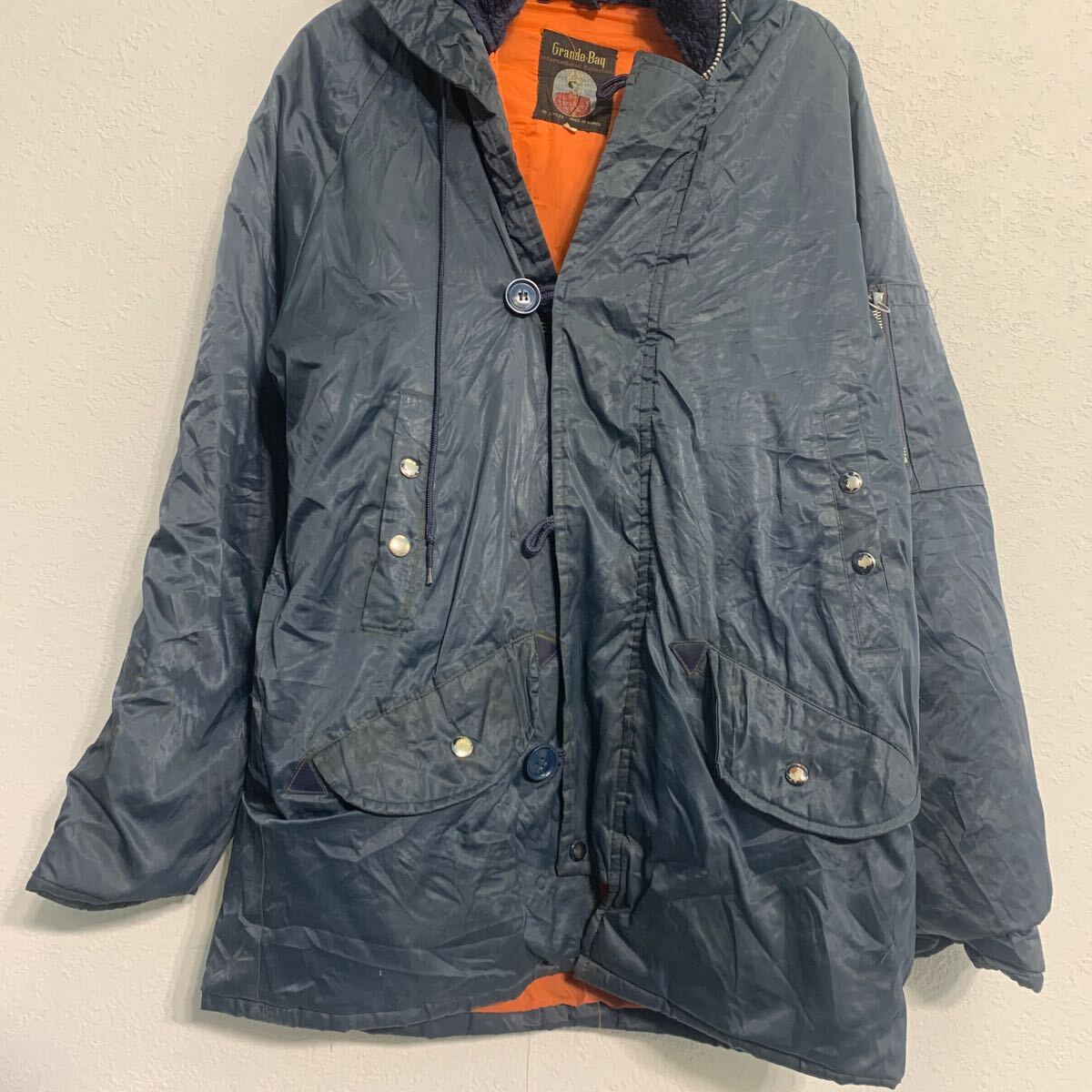 【中古】【古着】 中綿ジャケット M ネイビー ジップアップ フード付き ファー 切替 秋冬 アウター 厚手 古着卸 アメリカ仕入 a612-6262