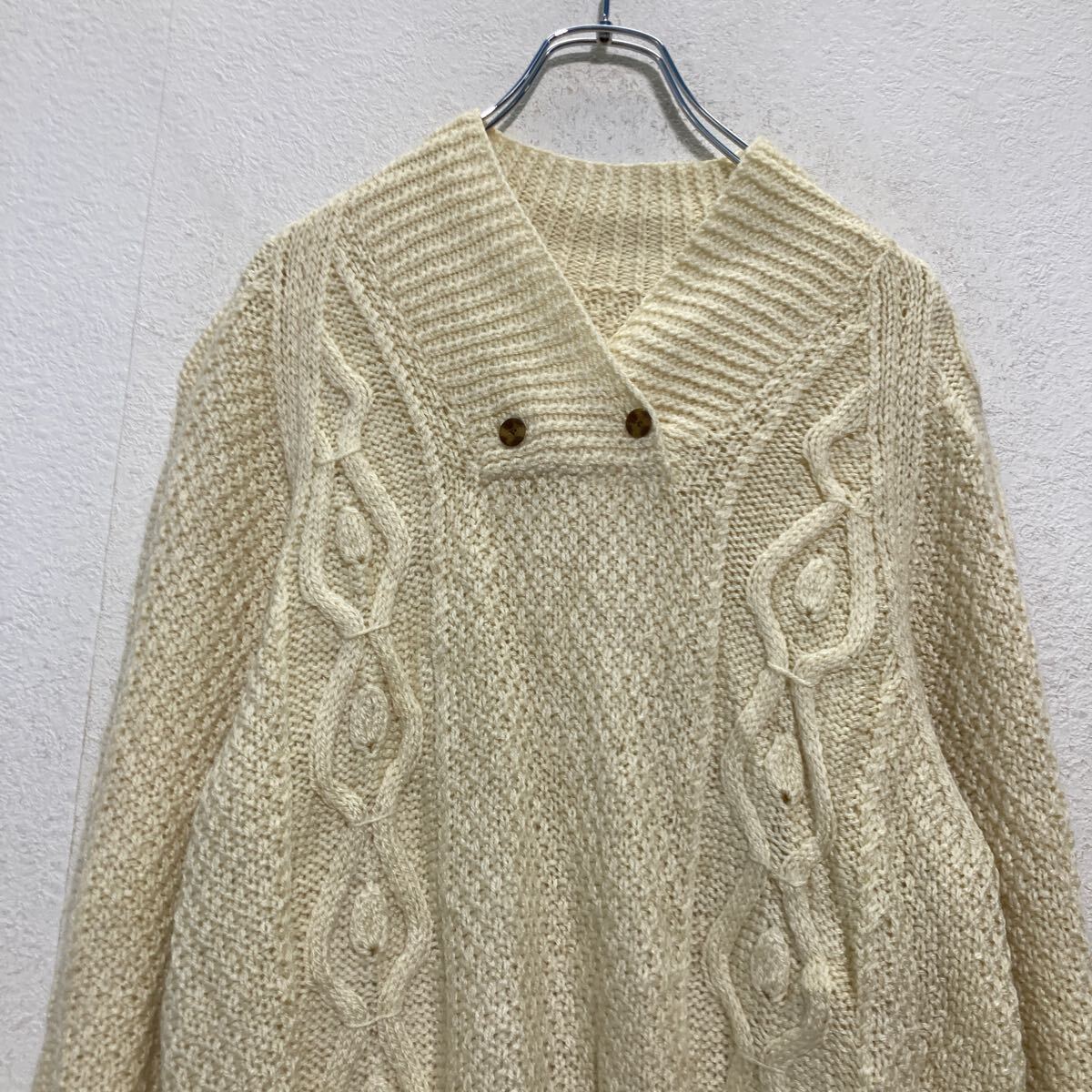 【中古】【古着】 柄編み ニット セーター レディース XL〜 アイボリー 襟元ボタン ハンドメイド 古着卸 アメリカ仕入 a612-7018