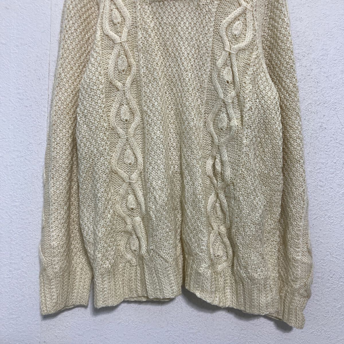 【中古】【古着】 柄編み ニット セーター レディース XL〜 アイボリー 襟元ボタン ハンドメイド 古着卸 アメリカ仕入 a612-7018