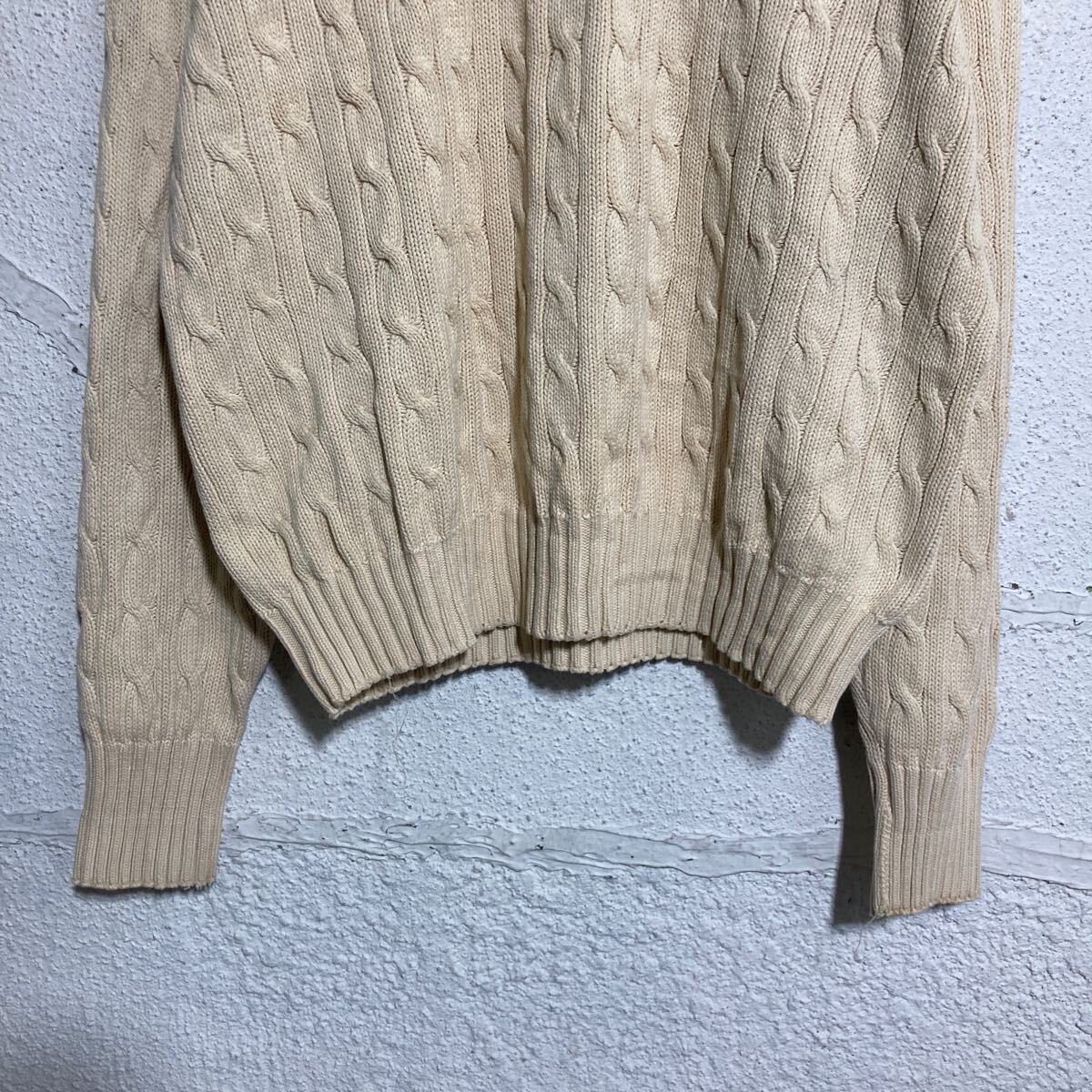 【中古】【古着】 コットン ケーブルニット セーター 2XL〜 アイボリー ビッグサイズ ワンポイントロゴ 古着卸 アメリカ仕入 a612-7280