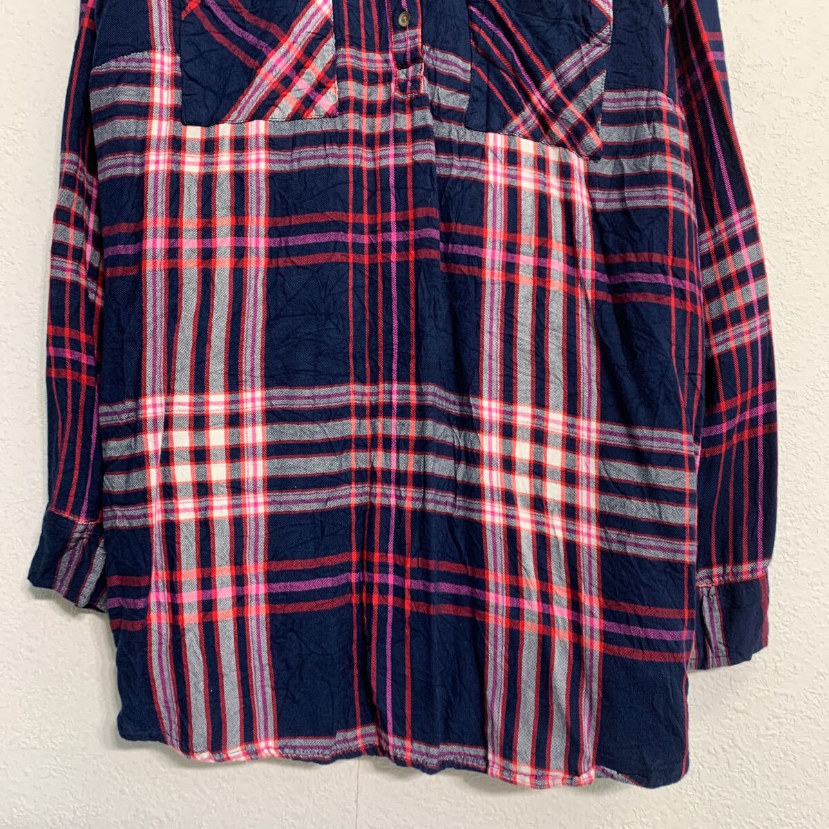 【中古】【古着】 長袖 チェックシャツ L ネイビー レッド ホワイト ハーフボタン 胸ポケット カジュアルシャツ 古着卸 アメリカ仕入 a612-7697