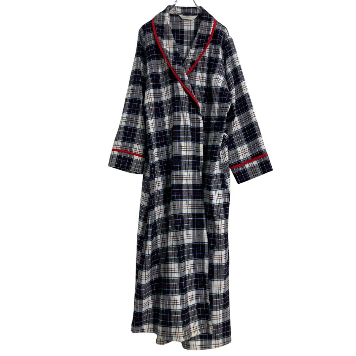 【中古】【古着】 MARKS & SPENCER チェック ナイトガウン L〜 ネイビー ホワイト レッド ロング 羽織 ポケット 古着卸 アメリカ仕入 a612-8116
