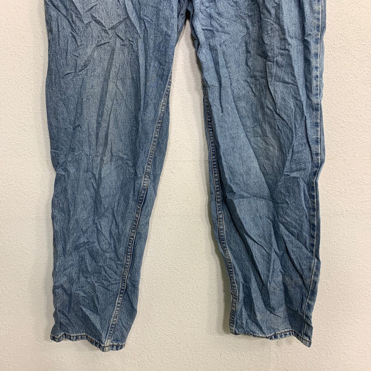 【中古】【古着】 Levi's 560 デニムパンツ W36 リーバイス コンフォートフィット ビッグサイズ ブルー コットン 古着卸 アメリカ仕入 2501-266