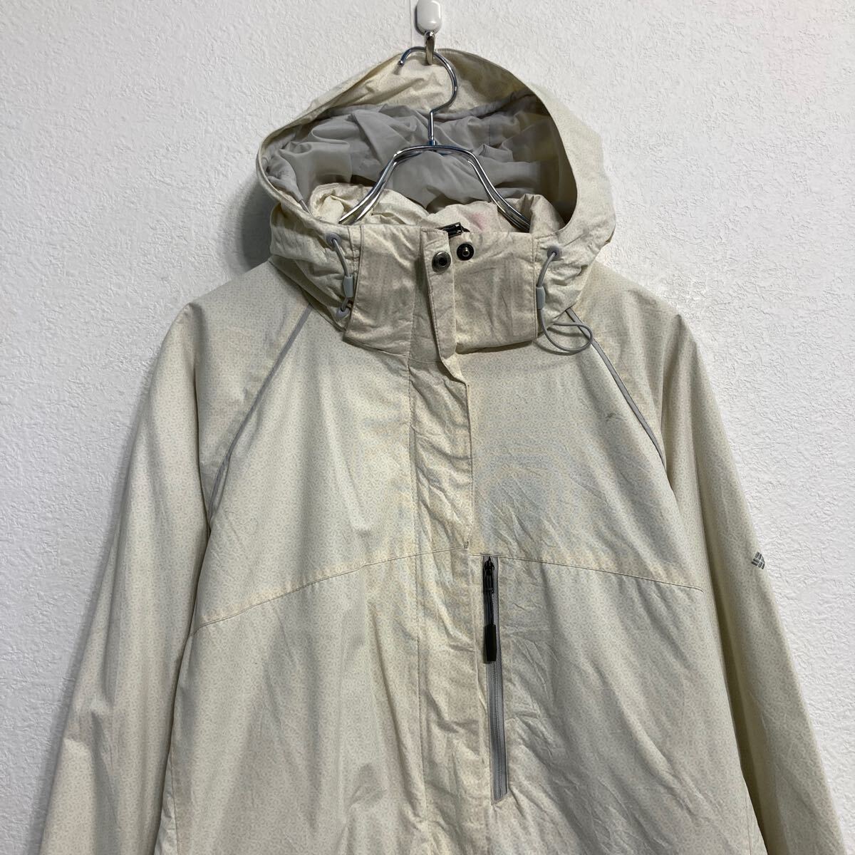 【中古】【古着】 Columbia マウンテンパーカー コロンビア レディース L ホワイト 山登り キャンプ フルジップ 古着卸 アメリカ仕入 a701-6182 voxtrading-10189289 古着屋DEN サンプル画像3