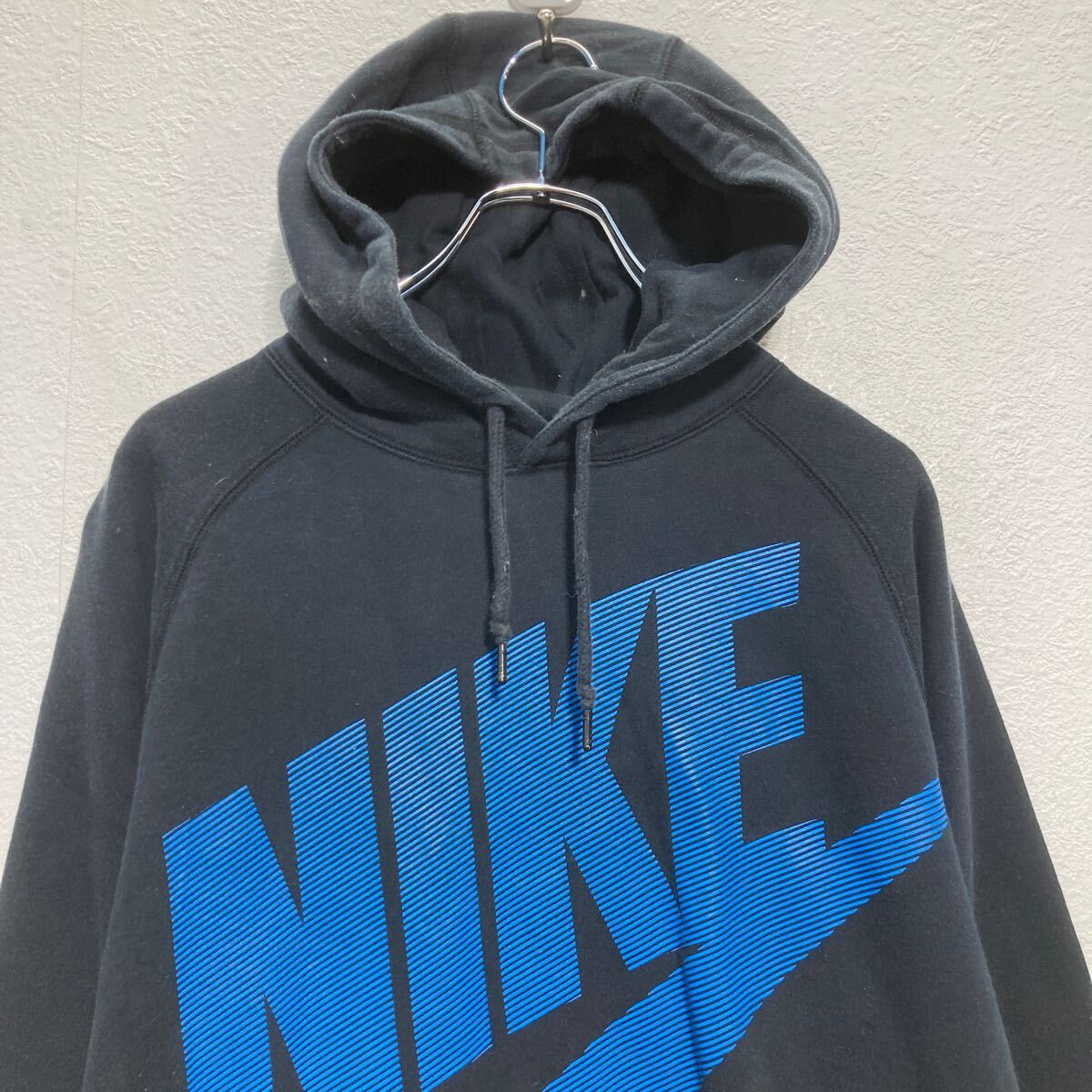 【中古】【古着】 NIKE プリントスウェット パーカー M 1ブラック ブルー ナイキ スポーツ プルオーバー 裏起毛 古着卸 アメリカ仕入 a701-6660