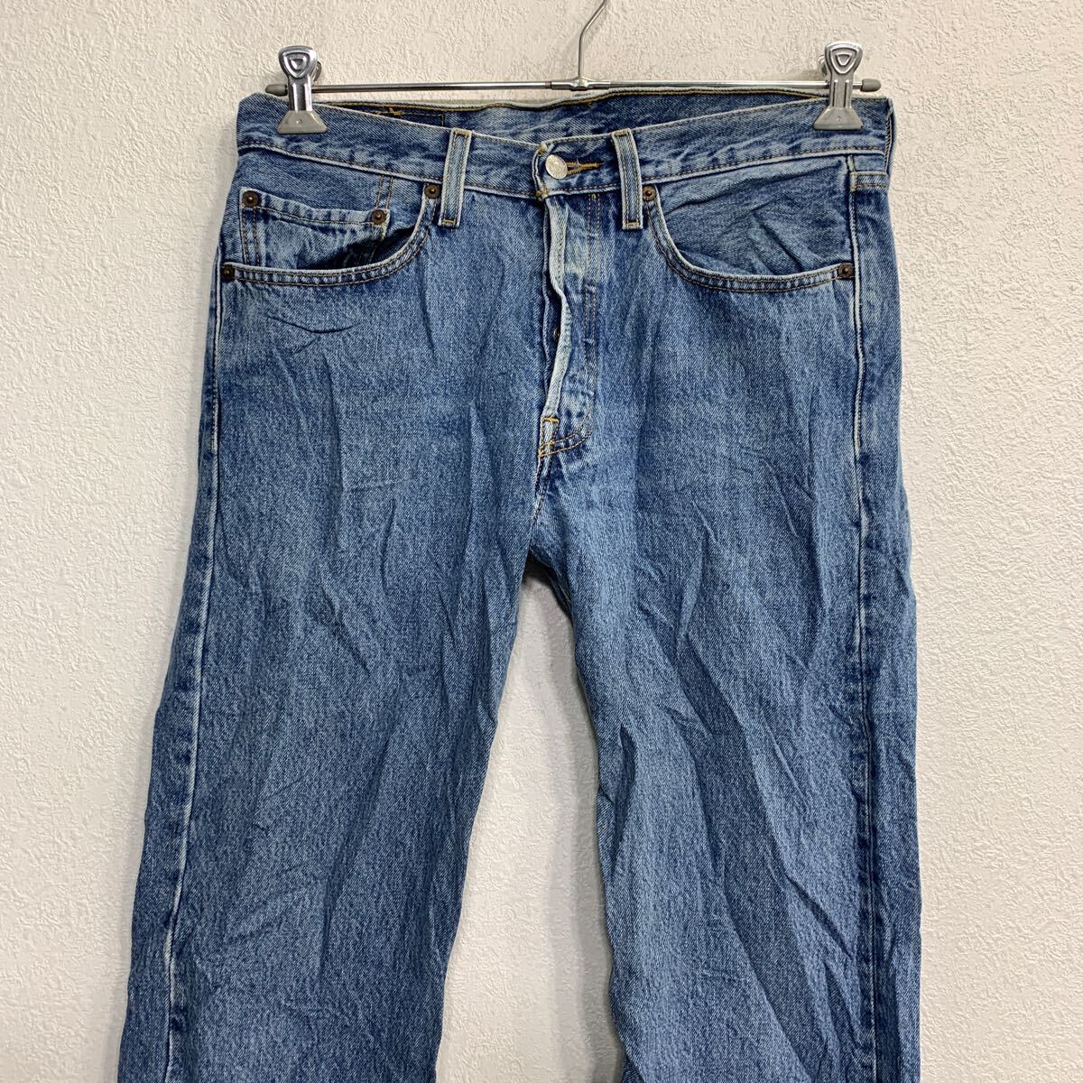 【中古】【古着】 Levi's 501 デニムパンツ W31 リーバイス ボタンフライ ブルー コットン 古着卸 アメリカ仕入 2501-1168