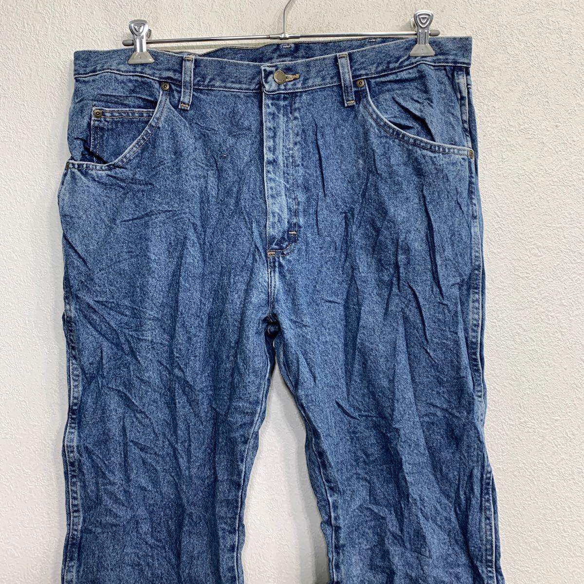 【中古】【古着】 Wrangler デニムパンツ W38 ラングラー レギュラーフィット ビッグサイズ ブルー コットンメキシコ製 古着卸 アメリカ仕入 2502-404