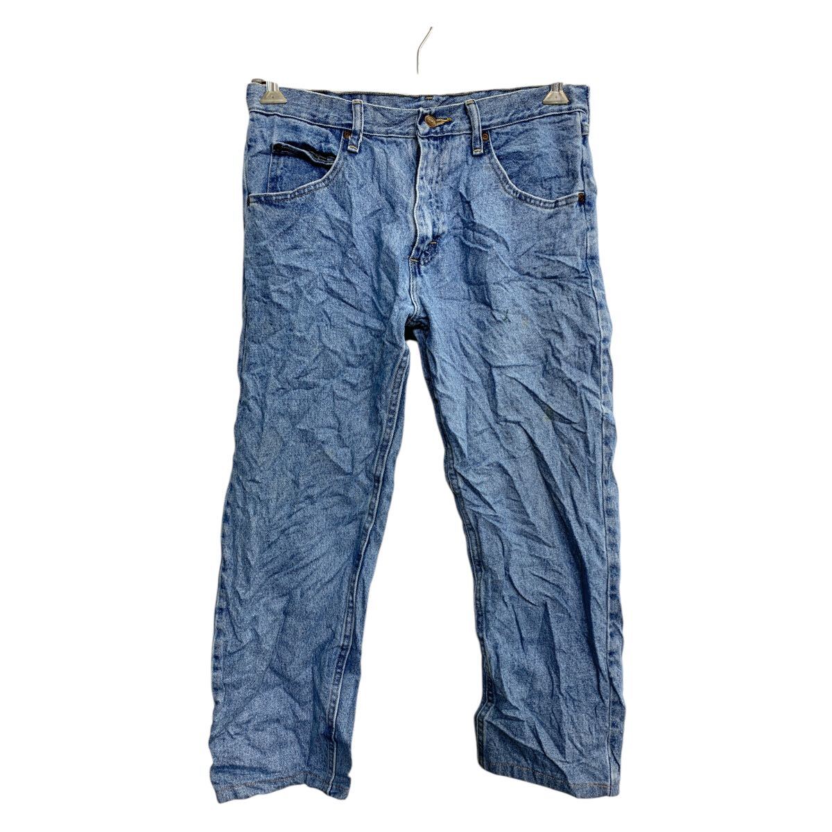 ★★複数点購入の場合は、1点分の送料で同梱発送致します。★★（合計金額が3,980円(税込)以上の場合は、送料無料となります。)商品に興味をもって頂き、誠に有難うございます。恐れ入りますが最後までお読み頂き、ご了承の上ご購入下さい。アメリカから輸入した ラングラー デニムパンツ の販売です。【商品説明】※色やデザインは画像をご覧ください。【サイズ】（海外規格の為、基本的には大きめのサイズ感となりますが、詳細は実寸をご参照ください。)サイズ表記にて32×30実寸ウエスト 83cm股下 67cm・素人採寸の為、誤差についてはご容赦下さい。・着用感につきましては普段着用されているものとの実寸を比較して参考にされてください。【状態】状態確認 C ランク品ヨゴレがあります。裾上げされてます。《ランク》A-デッドストックや未使用に近い状態B-使用感はあるが綺麗な状態C-使用感があり多少の汚れがある状態D-使用感があり汚れや破れがある状態（上記ランクは弊社基準でのランク付けとなります。あくまでも参考として頂き、詳細は画像をご確認の上、ご入札ください。また、見落としによる目立たない穴、ほつれ、破れ、汚れ等のダメージ品が混入している場合もございますことをご理解の上、ご入札をお願い致します。）・全体的に使用感はありますが着用に問題はありません。・未洗濯品です。・保管上の折りジワと、ベール品によるシワはご容赦下さい。・状態に特に敏感な方のご入札はご遠慮下さい。※不明な点がありましたらお気軽に、ご質問下さい。【発送】佐川急便で発送します。※（沖縄及び一部離島へはヤマト運輸で発送する場合があります）★★複数点購入の場合は、1点分の送料で同梱発送致します。★★（合計金額が3,980円(税込)以上の場合は、送料無料となります。)【ご注意】・落札後はノークレーム＆ノーリターンにて、お願い致します。（返品は一切お受けできません。）・古着、usedの特性等を充分にご理解頂ける方のご購入に限らせて頂きます。 古着にご理解の無い方、状態に特に敏感な方のご購入はご遠慮下さい。・サイズ感につきましては普段着用されているものとの実寸を比較して参考にされてください。・できるだけ現物に近い色味をお伝えできるように気を付けておりますが、撮影環境や使用するモニターによっては、商品と画像に若干の色誤差が生じますことをご了承ください。【営業について】誠に勝手ながら、土曜、日曜、祝日、年末年始、ゴールデンウィークはお休みとさせて頂きます。また、お客様へのご対応時間は基本的には営業日の9:00〜17：00までになります。ご対応時間外や休業日にご落札いただいた商品や、ご質問など、頂いたご連絡への返信が滞る場合がございます。ご連絡、発送は休業明けより順次行っていきますのでご了承よろしくお願いいたします。★新商品、毎日大量入荷中です!!!20250213-0