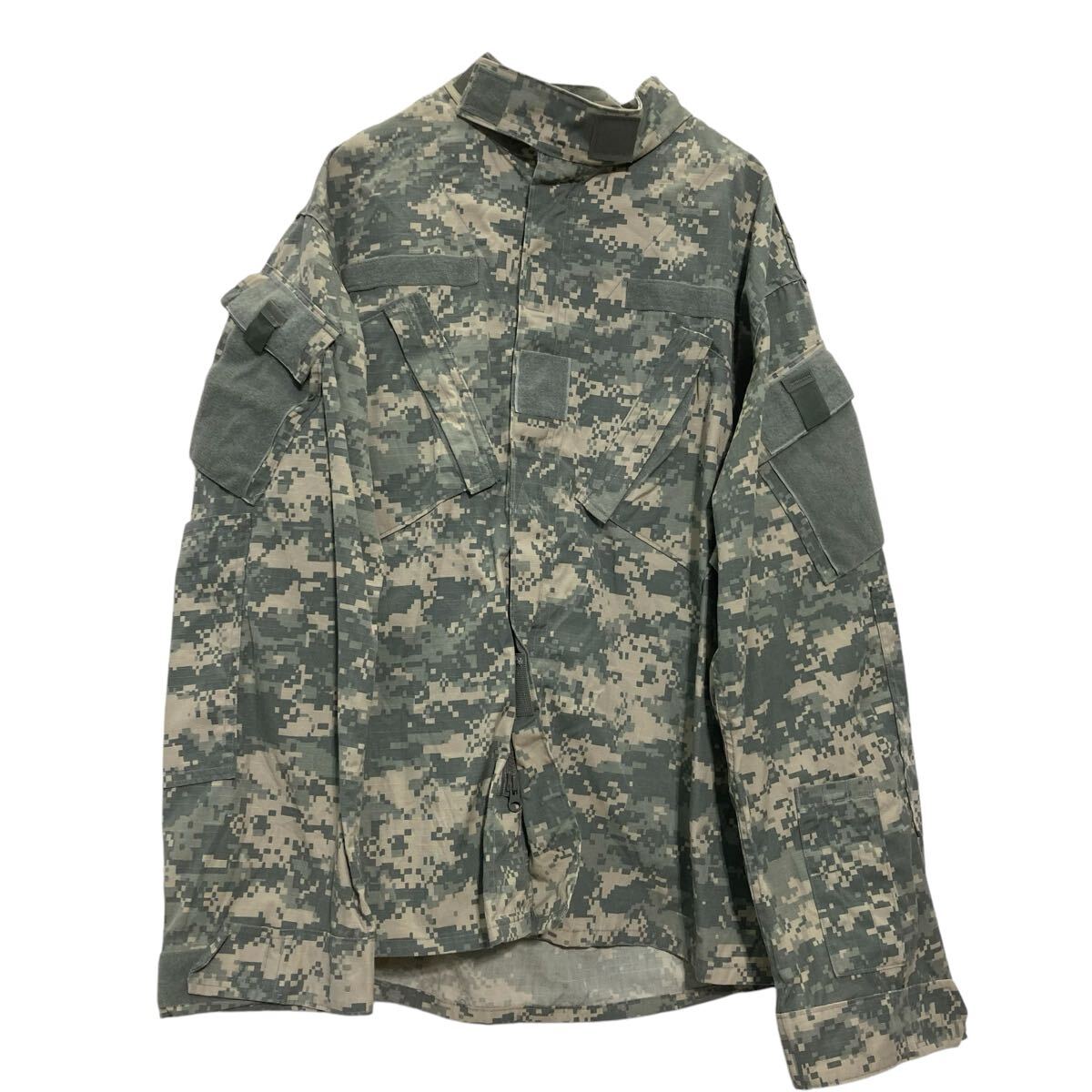 【中古】【古着】 U.S.ARMY コンバットジャケット L グレー デジタルカモ 米軍 ミリタリー 古着卸 アメリカ仕入 a702-6652