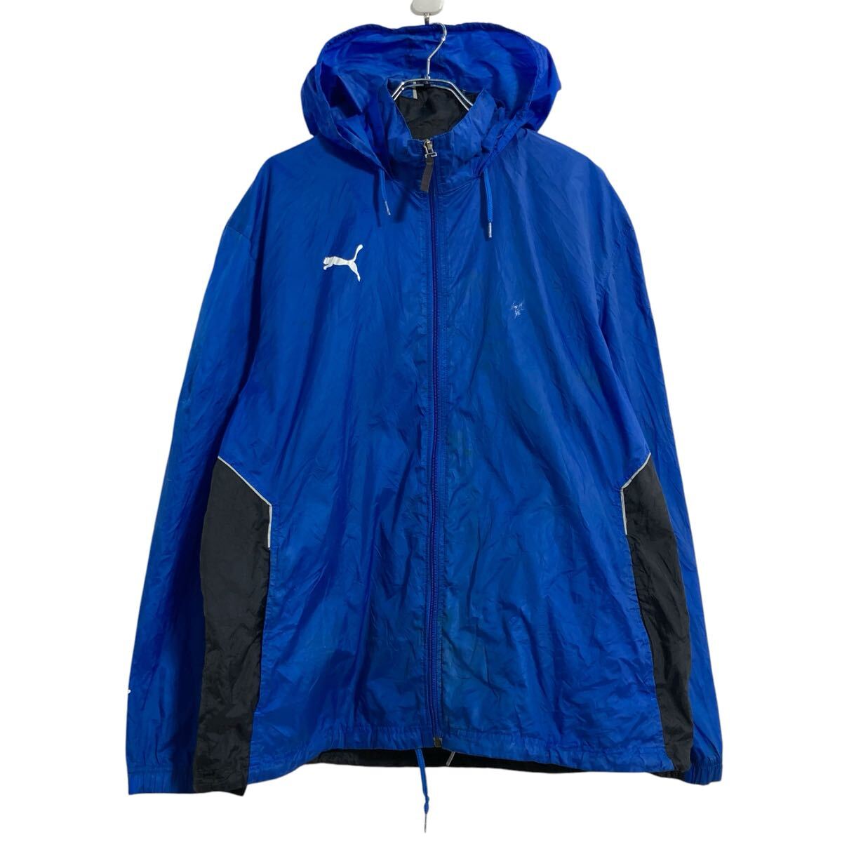 【中古】【古着】 PUMA ナイロンジャケット L ブルー ブラック プーマ フード ウィンドブレーカー 古着卸 アメリカ仕入 a702-7357
