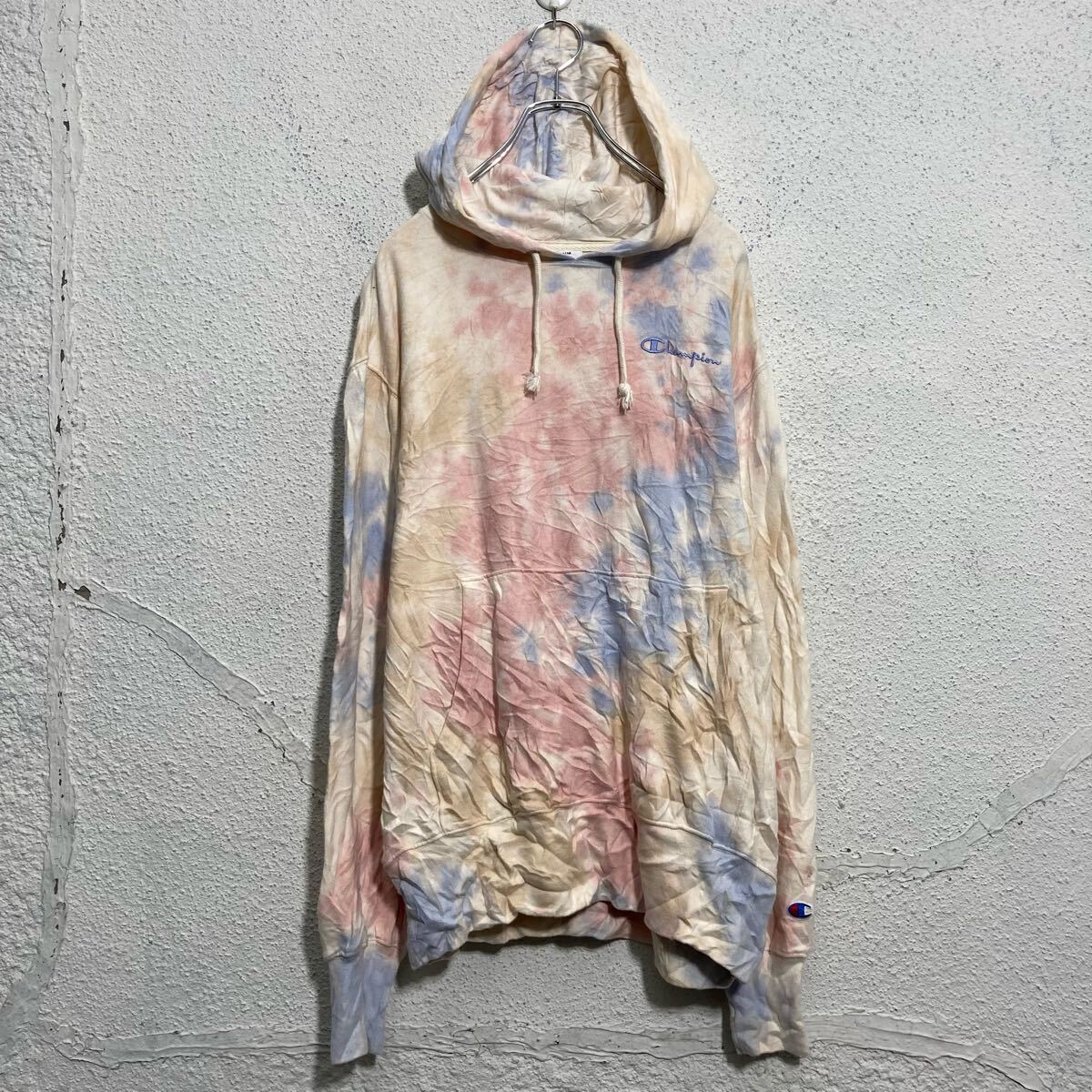 【中古】【古着】 champion タイダイスウェット パーカー M ホワイト チャンピオン プルオーバー 裏起毛 古着卸 アメリカ仕入 a703-5455