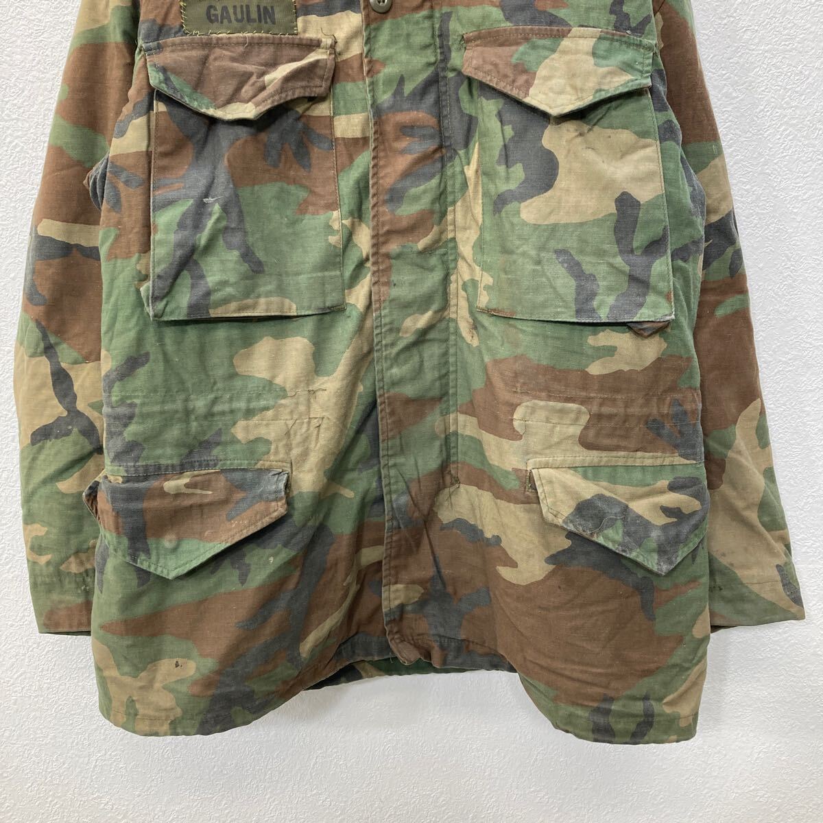 【中古】【古着】 M-65フィールドジャケット Sサイズ位 表記サイズSMALL SHORT 80年代 米軍実品 ライナー付き 迷彩 グリーン 古着卸 アメリカ仕入 t2503-3089