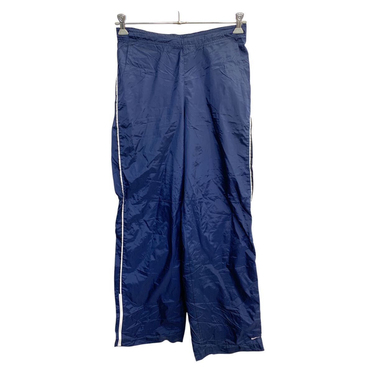 【中古】【古着】 NIKE ナイロンパンツ W31 ナイキ サイズ表記L ネイビー ポリエステル 古着卸 アメリカ仕入 2503-762