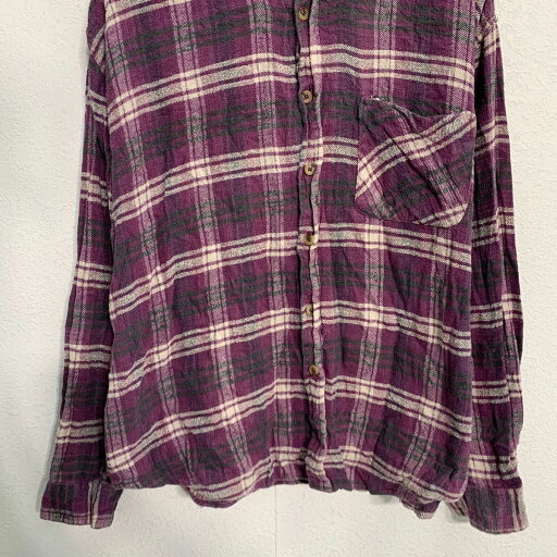 【中古】【古着】 長袖 チェック ネルシャツ L パープル ホワイト ブラック ボタンダウン 胸ポケット カジュアルシャツ 古着卸 アメリカ仕入 a703-6400