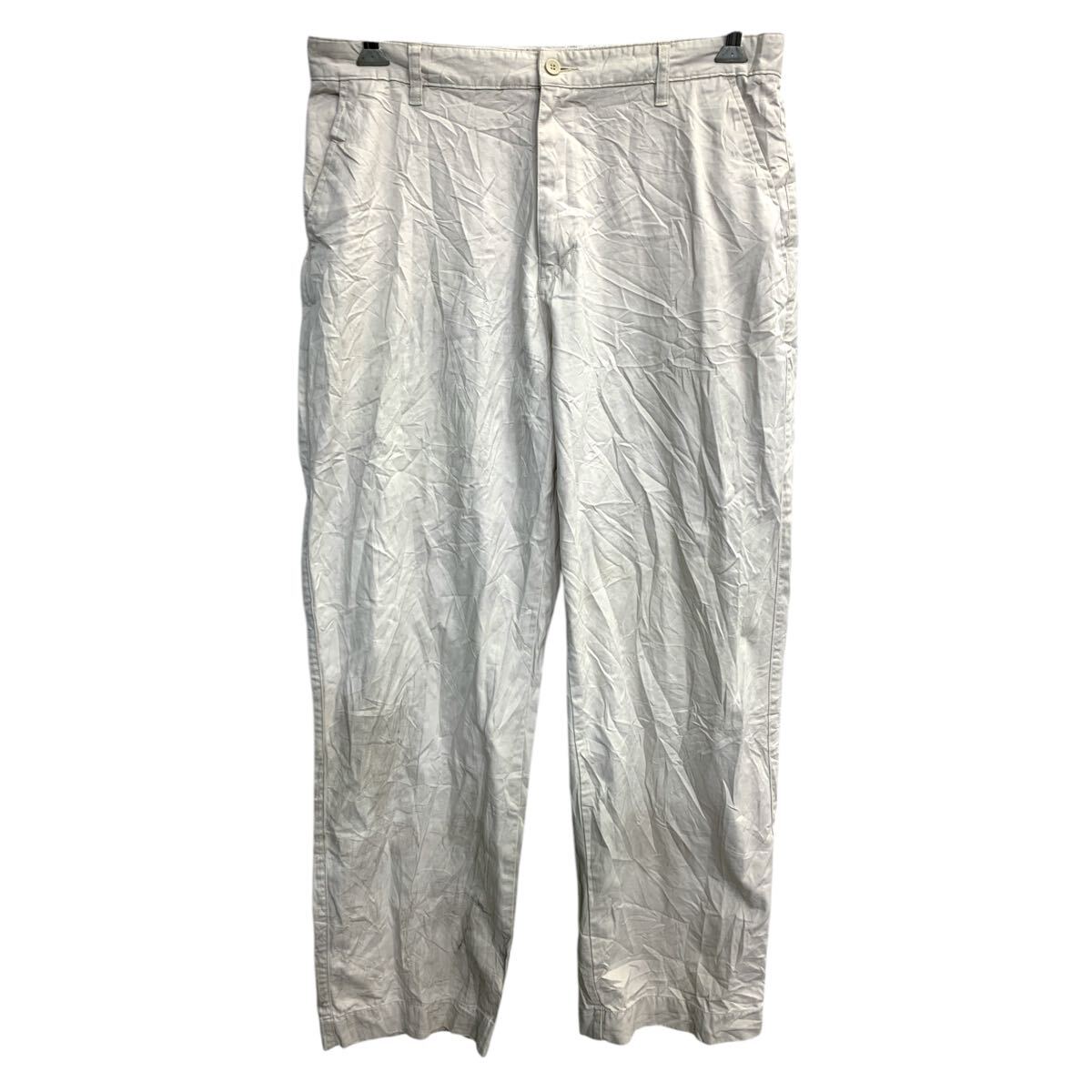 ★★複数点購入の場合は、1点分の送料で同梱発送致します。★★（合計金額が3,980円(税込)以上の場合は、送料無料となります。)商品に興味をもって頂き、誠に有難うございます。恐れ入りますが最後までお読み頂き、ご了承の上ご購入下さい。アメリカから輸入した チャップス チノパン の販売です。【商品説明】※色やデザインは画像をご覧ください。【サイズ】（海外規格の為、基本的には大きめのサイズ感となりますが、詳細は実寸をご参照ください。)サイズ表記にてW36 L32実寸ウエスト 92cm股下 78cm・素人採寸の為、誤差についてはご容赦下さい。・着用感につきましては普段着用されているものとの実寸を比較して参考にされてください。【状態】状態確認 C ランク品ヨゴレがあります。《ランク》A-デッドストックや未使用に近い状態B-使用感はあるが綺麗な状態C-使用感があり多少の汚れがある状態D-使用感があり汚れや破れがある状態（上記ランクは弊社基準でのランク付けとなります。あくまでも参考として頂き、詳細は画像をご確認の上、ご入札ください。また、見落としによる目立たない穴、ほつれ、破れ、汚れ等のダメージ品が混入している場合もございますことをご理解の上、ご入札をお願い致します。）・全体的に使用感はありますが着用に問題はありません。・未洗濯品です。・保管上の折りジワと、ベール品によるシワはご容赦下さい。・状態に特に敏感な方のご入札はご遠慮下さい。※不明な点がありましたらお気軽に、ご質問下さい。【発送】佐川急便で発送します。※（沖縄及び一部離島へはヤマト運輸で発送する場合があります）★★複数点購入の場合は、1点分の送料で同梱発送致します。★★（合計金額が3,980円(税込)以上の場合は、送料無料となります。)【ご注意】・落札後はノークレーム＆ノーリターンにて、お願い致します。（返品は一切お受けできません。）・古着、usedの特性等を充分にご理解頂ける方のご購入に限らせて頂きます。 古着にご理解の無い方、状態に特に敏感な方のご購入はご遠慮下さい。・サイズ感につきましては普段着用されているものとの実寸を比較して参考にされてください。・できるだけ現物に近い色味をお伝えできるように気を付けておりますが、撮影環境や使用するモニターによっては、商品と画像に若干の色誤差が生じますことをご了承ください。【営業について】誠に勝手ながら、土曜、日曜、祝日、年末年始、ゴールデンウィークはお休みとさせて頂きます。また、お客様へのご対応時間は基本的には営業日の9:00〜17：00までになります。ご対応時間外や休業日にご落札いただいた商品や、ご質問など、頂いたご連絡への返信が滞る場合がございます。ご連絡、発送は休業明けより順次行っていきますのでご了承よろしくお願いいたします。★新商品、毎日大量入荷中です!!!20250319-0