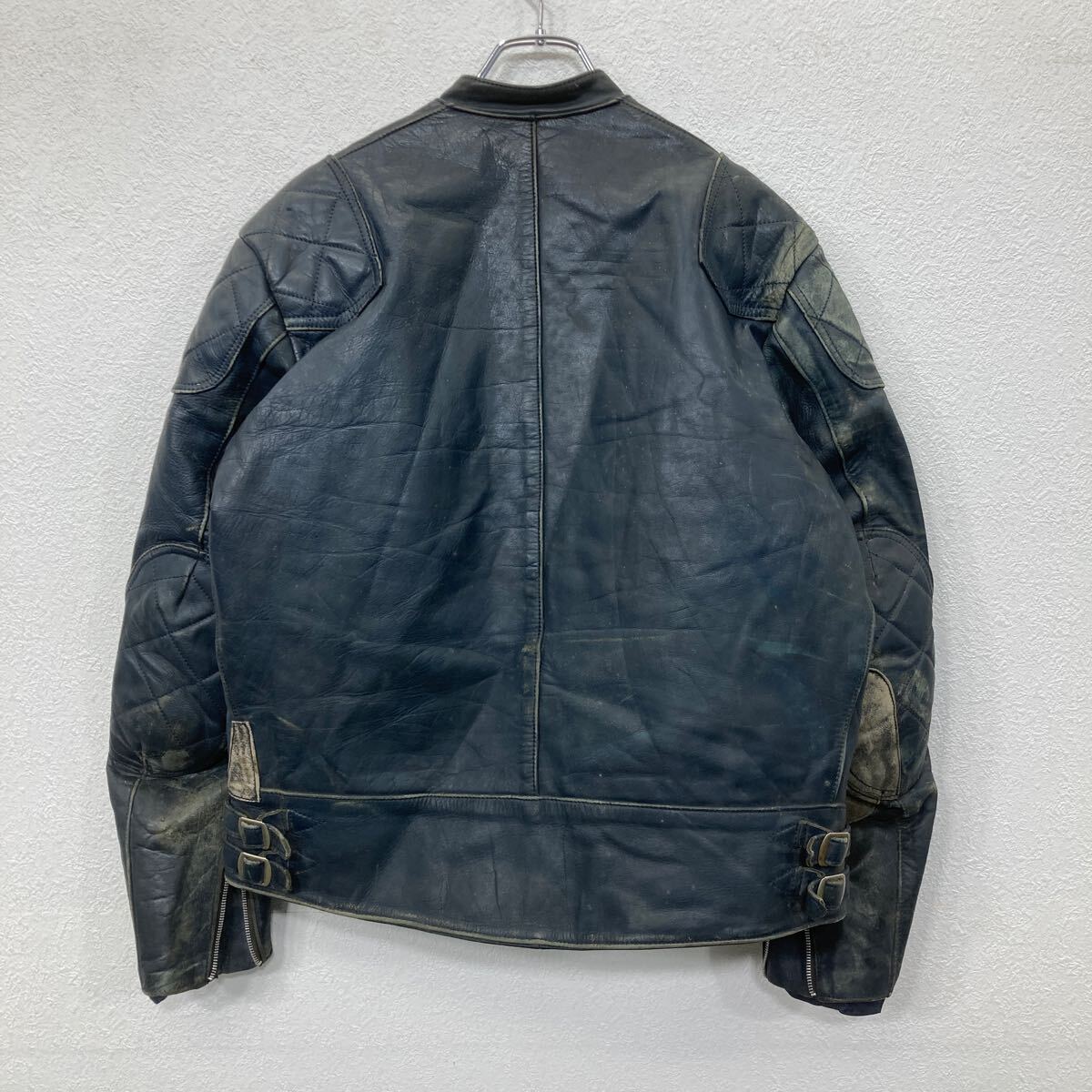 【中古】【古着】 Lewis Leathers ライダースジャケット Lサイズ ネイビー ルイスレザー ファントム 70's 英国製 古着卸 アメリカ仕入 a705-5435