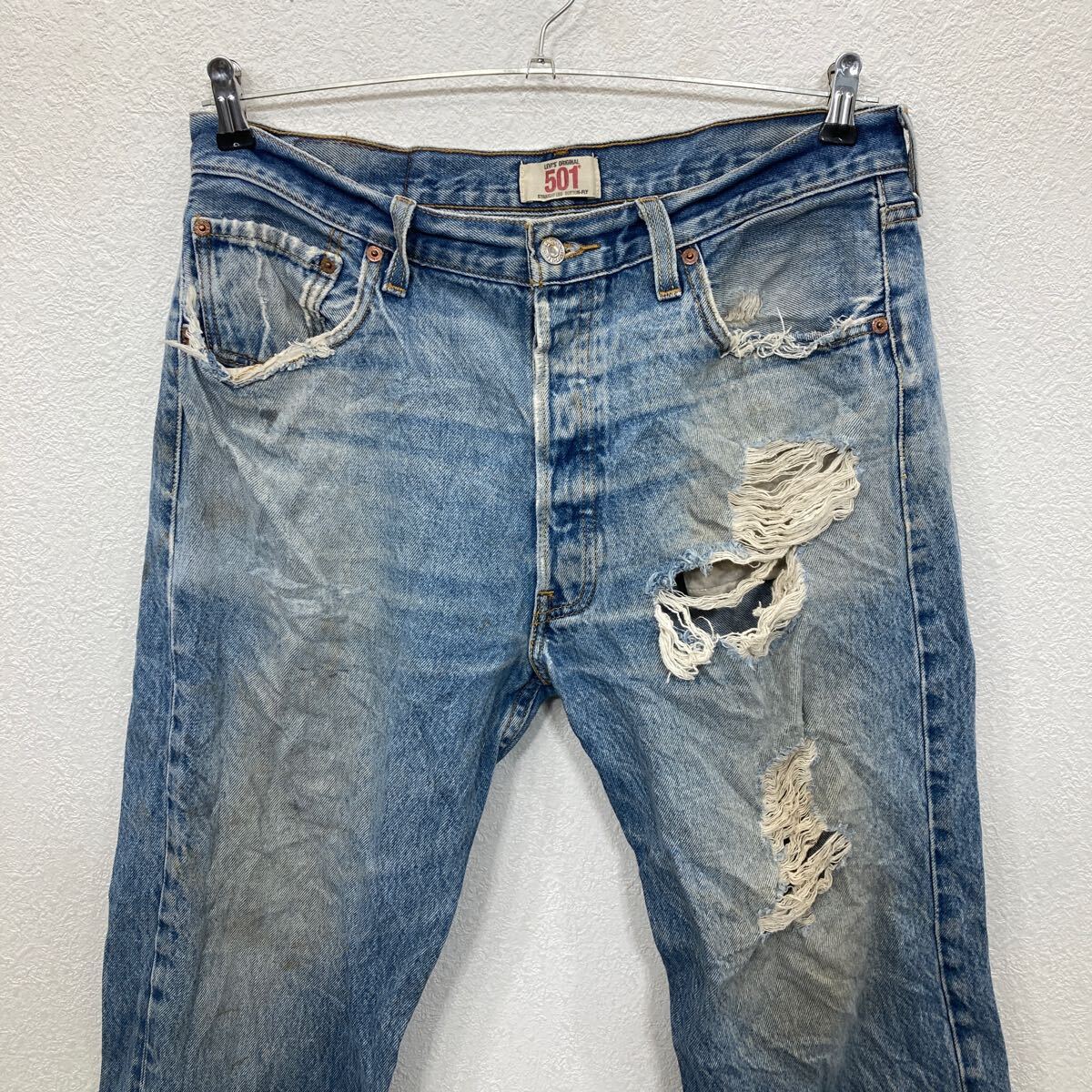 【中古】【古着】 Levi's 501 デニムパンツ W35 ブルー リーバイス ボタンフライ カジュアル アメカジ ジーンズ 古着卸 アメリカ仕入 2506-218