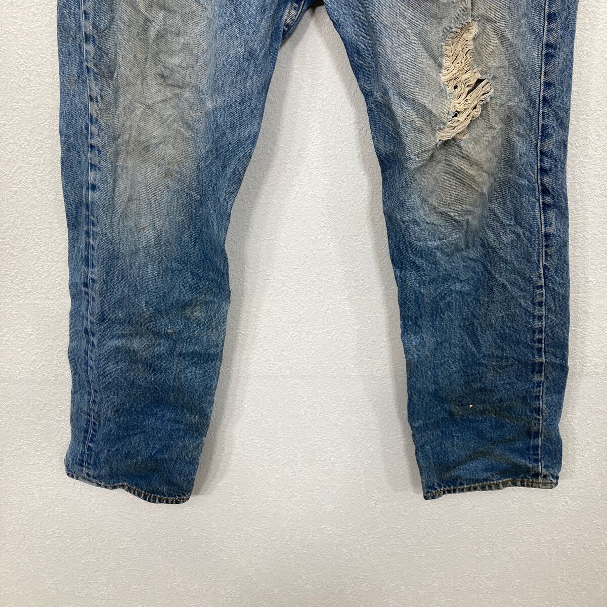 【中古】【古着】 Levi's 501 デニムパンツ W35 ブルー リーバイス ボタンフライ カジュアル アメカジ ジーンズ 古着卸 アメリカ仕入 2506-218