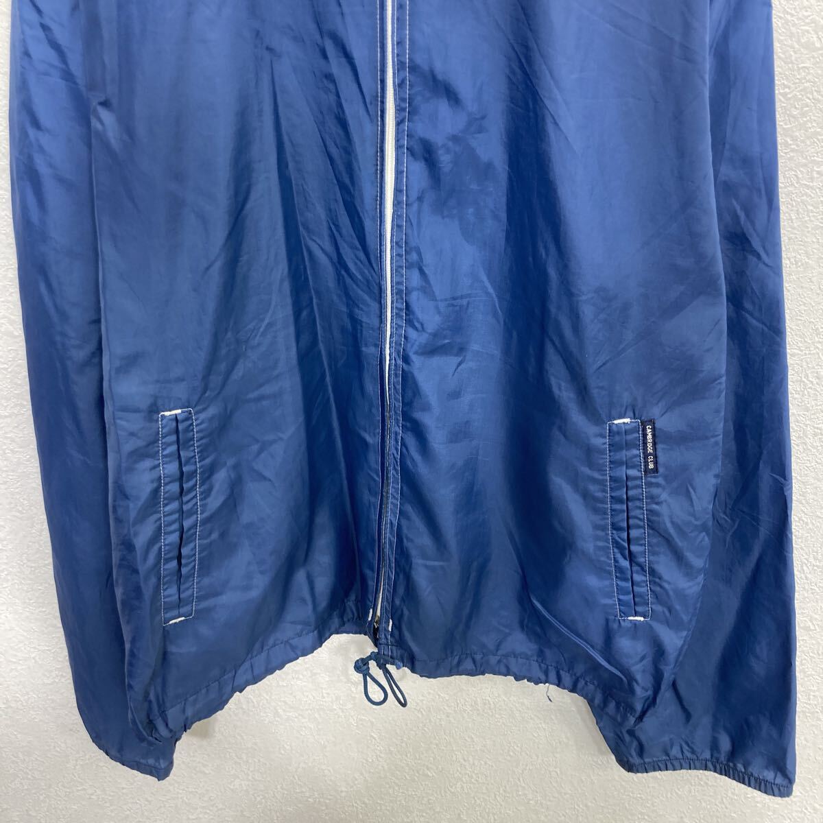 【中古】【古着】 Cambridge Club ナイロンジャケット XL ネイビー ケンブリッジクラブ フルジップ フード付き ドローコード アウター 春物 a710-6032
