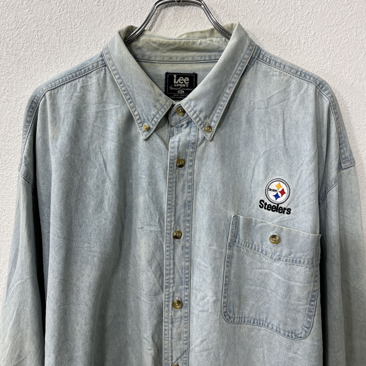 古着屋DENの【中古】【古着】 Lee 長袖 デニムシャツ 2XL ライトブルー リー 胸ポケットワンポイントロゴ ビッグサイズ 長袖シャツ トップス 春物 a710-6343｜アングル2