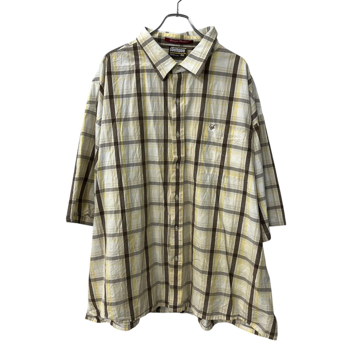合計金額が3,980円(税込)以上の場合は、送料無料となります。(沖縄・一部離島は9800円以上）商品に興味をもって頂き、誠に有難うございます。恐れ入りますが最後までお読み頂き、ご了承の上ご購入下さい。アメリカから輸入した southpole 半袖 チェックシャツ の販売です。【商品説明】※色やデザインは画像をご覧ください。【サイズ】（海外規格の為、基本的には大きめのサイズ感となりますが、詳細は実寸をご参照ください。)サイズ表記にて4XL実寸着丈 87cm肩幅 70cm身幅 84cm袖丈 21cm(脇下から計測)・素人採寸の為、誤差についてはご容赦下さい。・着用感につきましては普段着用されているものとの実寸を比較して参考にされてください。【状態】状態確認 C ランク品前身頃、後身頃、袖に汚れがあります。《ランク》A-デッドストックや未使用に近い状態B-使用感はあるが綺麗な状態C-使用感があり多少の汚れがある状態D-使用感があり汚れや破れがある状態（上記ランクは弊社基準でのランク付けとなります。あくまでも参考として頂き、詳細は画像をご確認の上、ご入札ください。また、見落としによる目立たない穴、ほつれ、破れ、汚れ等のダメージ品が混入している場合もございますことをご理解の上、ご入札をお願い致します。）・全体的に使用感はありますが着用に問題はありません。・未洗濯品です。・保管上の折りジワと、ベール品によるシワはご容赦下さい。・状態に特に敏感な方のご入札はご遠慮下さい。※不明な点がありましたらお気軽に、ご質問下さい。【発送】佐川急便で発送します。※（沖縄及び一部離島へはヤマト運輸で発送する場合があります）合計金額が3,980円(税込)以上の場合は、送料無料となります。(沖縄・一部離島は9800円以上）【ご注意】・落札後はノークレーム＆ノーリターンにて、お願い致します。（返品は一切お受けできません。）・古着、usedの特性等を充分にご理解頂ける方のご購入に限らせて頂きます。 古着にご理解の無い方、状態に特に敏感な方のご購入はご遠慮下さい。・サイズ感につきましては普段着用されているものとの実寸を比較して参考にされてください。・できるだけ現物に近い色味をお伝えできるように気を付けておりますが、撮影環境や使用するモニターによっては、商品と画像に若干の色誤差が生じますことをご了承ください。【営業について】誠に勝手ながら、土曜、日曜、祝日、年末年始、ゴールデンウィークはお休みとさせて頂きます。また、お客様へのご対応時間は基本的には営業日の9:00〜17：00までになります。ご対応時間外や休業日にご落札いただいた商品や、ご質問など、頂いたご連絡への返信が滞る場合がございます。ご連絡、発送は休業明けより順次行っていきますのでご了承よろしくお願いいたします。★新商品、毎日大量入荷中です!!!20251104-0