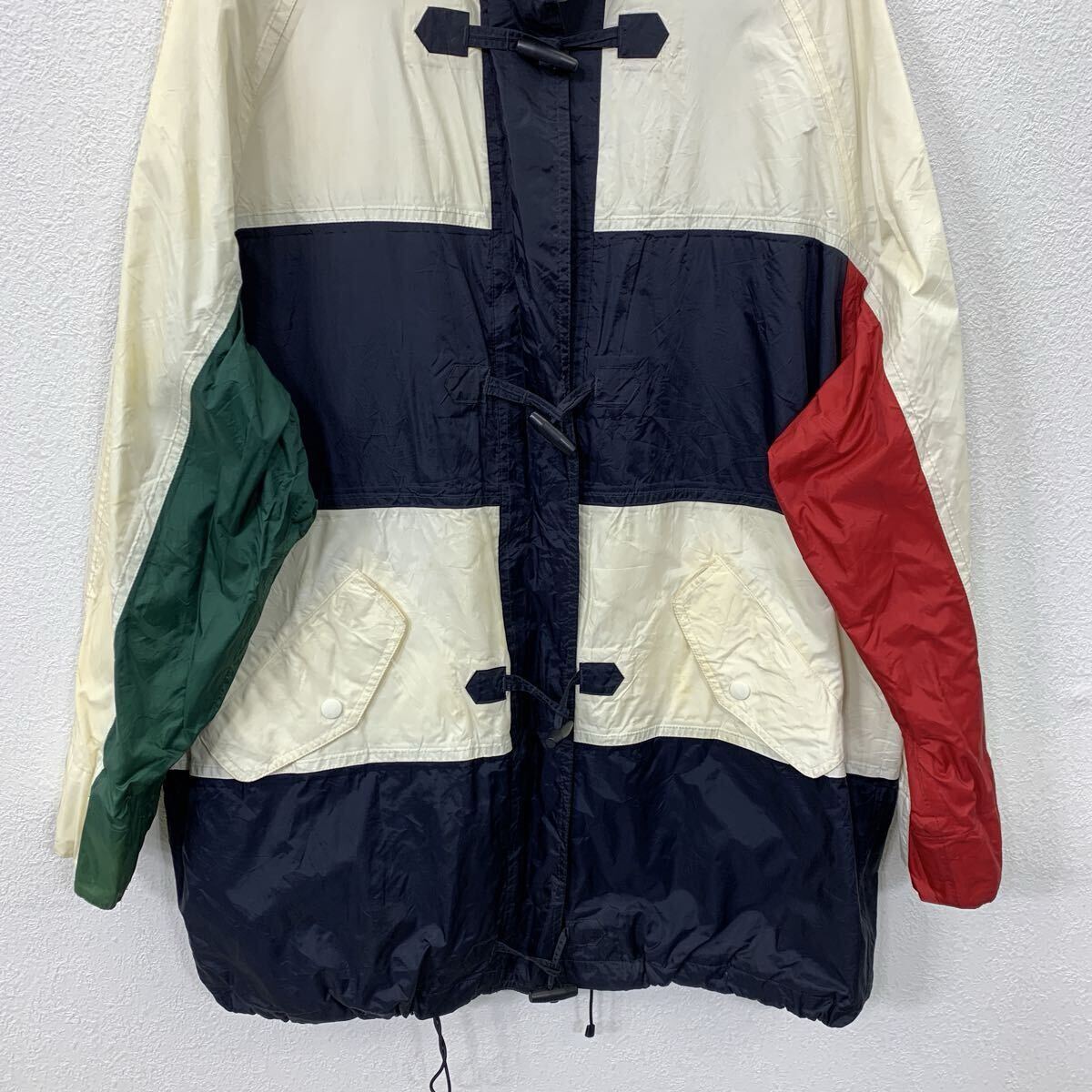 【中古】【古着】 RED GREEN ジャケット XL ホワイト ネイビー マルチカラー レッドグリーン ジップアップ ビッグサイズ フード アウター 秋冬物 a711-5706