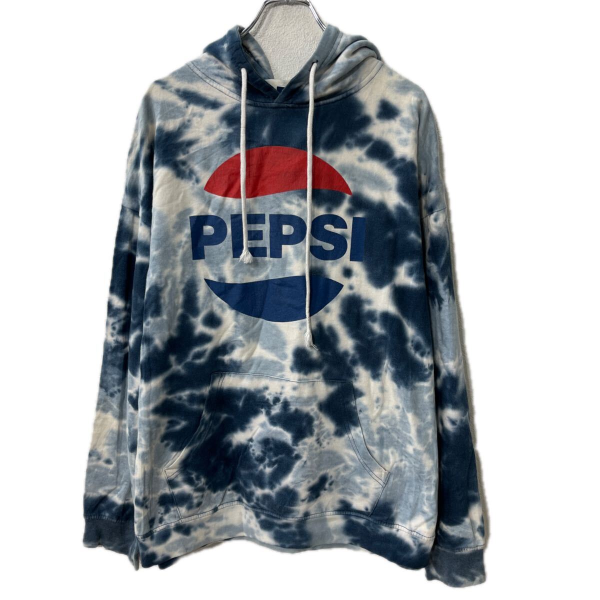 【中古】【古着】 pepsi プリントスウェット パーカー XL ブルー系 ホワイト マルチカラー ペプシ フーディー プルオーバー トップス 秋物 a711-6792