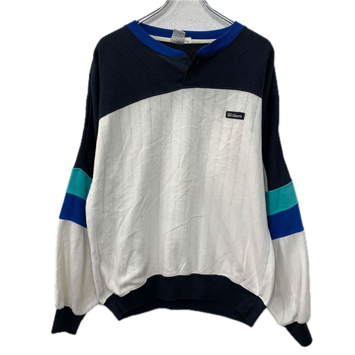 【中古】【古着】 Wilson ロゴスウェット トレーナー L ホワイト マルチカラー ウィルソン ハーフボタン ボタン ワッペン スウェット 秋物 a712-6021