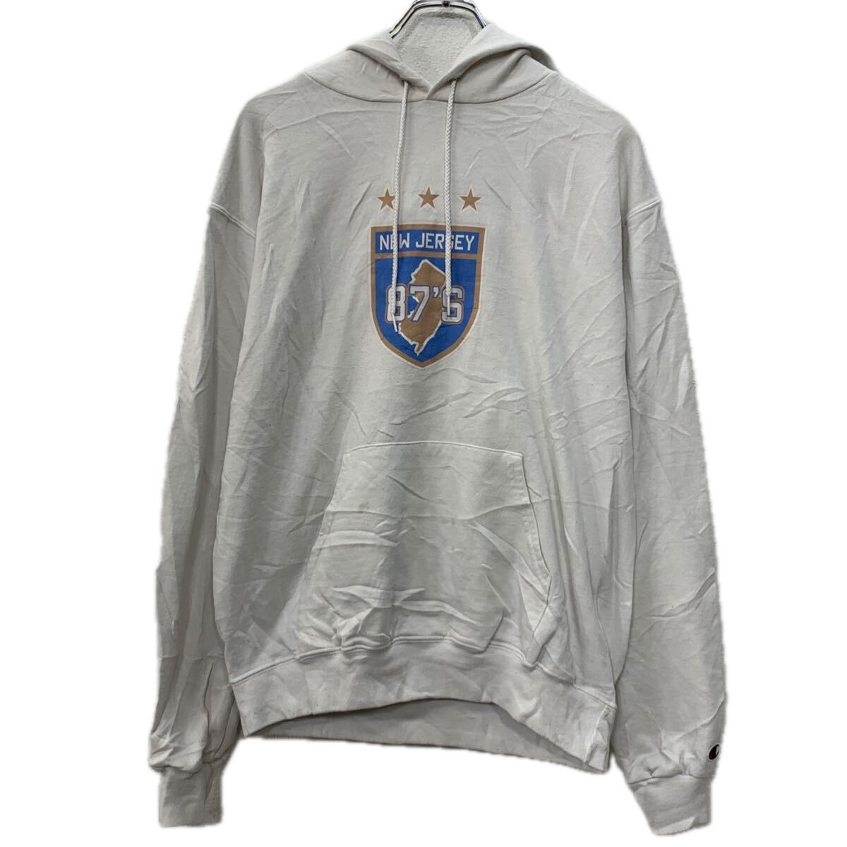 Rakuten - 【中古】【古着】 Champion プリントスウェット パーカー M ホワイト マルチカラー チャンピオン プルオーバー フーディー スウェット 秋物 a712-6383