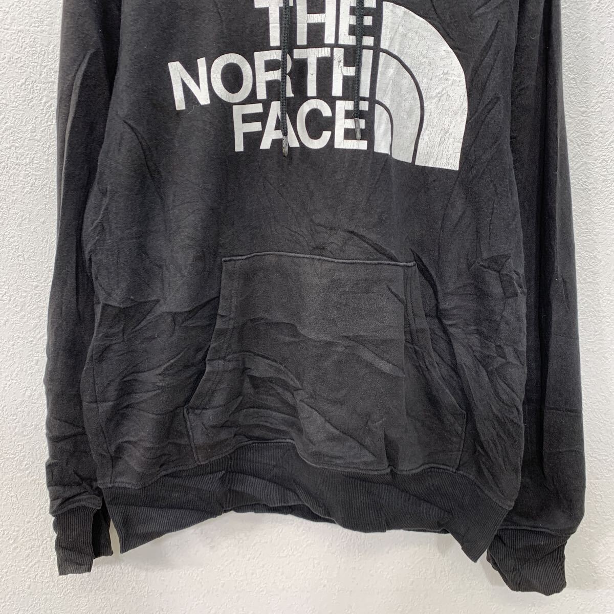 【中古】【古着】 THE NORTH FACE プリントスウェット パーカー S ブラック ザノースフェイス プルオーバー ビッグプリント フーディー 秋物 a712-6438