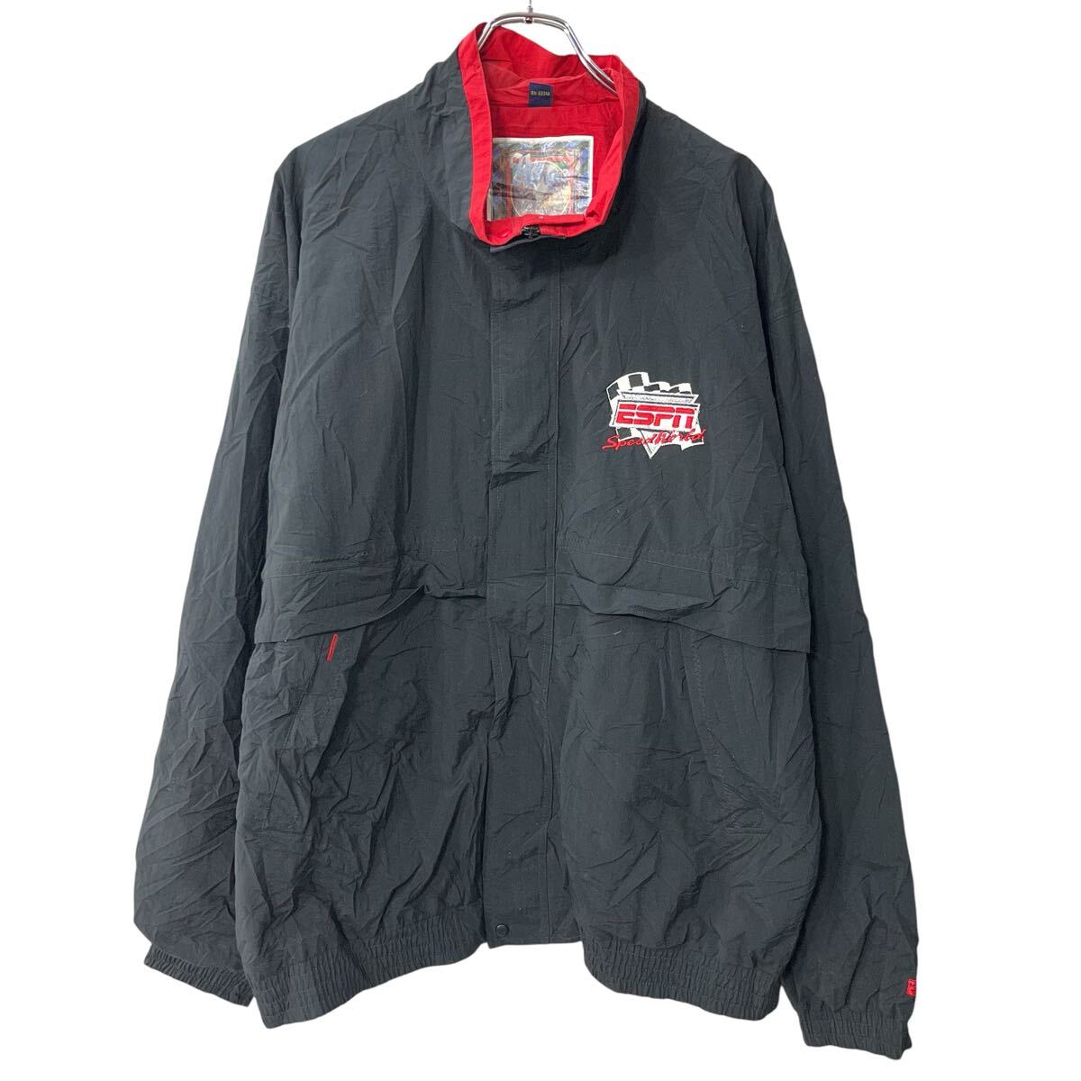 【中古】【古着】 Avigo GEAR ジャケット XL ブラック ジップアップ 刺繍プリント スポーティー アウター 春秋物 a802-5559